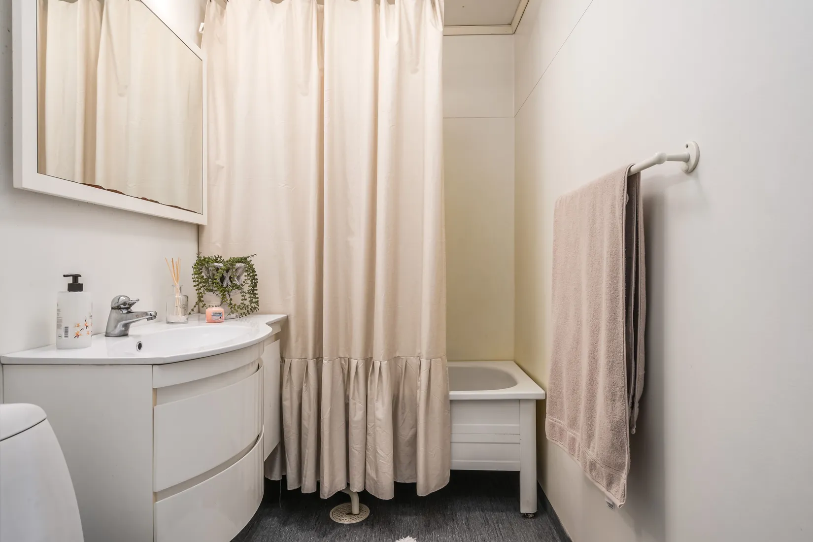 Radhus, Rambogatan 98, Rambodal, Norrköping