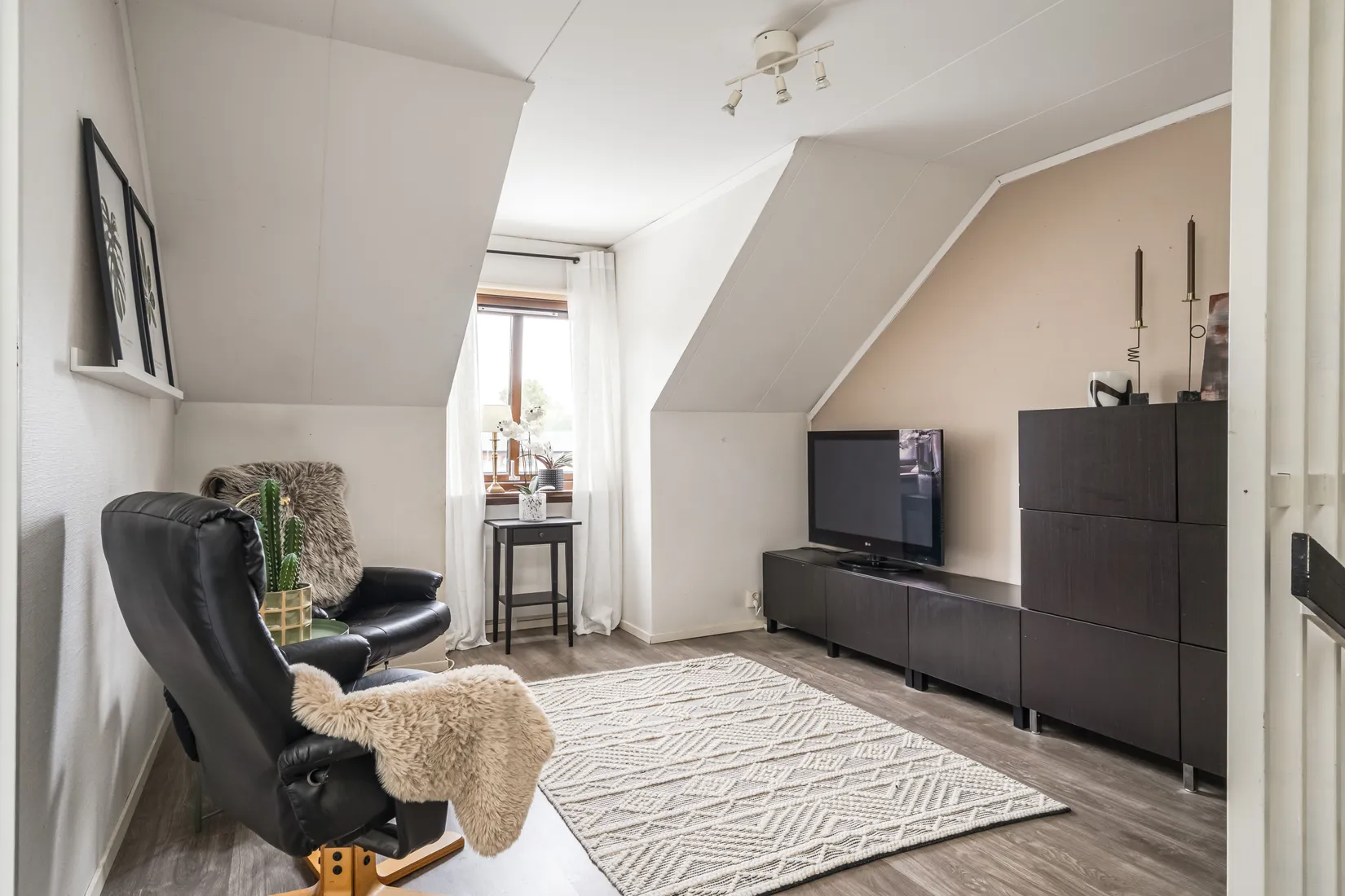 Radhus, Rambogatan 98, Rambodal, Norrköping