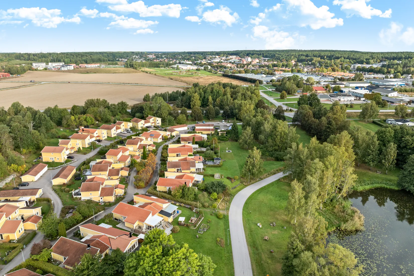 Villa, Aronsborg 21, Bålsta Aronsborg, Håbo