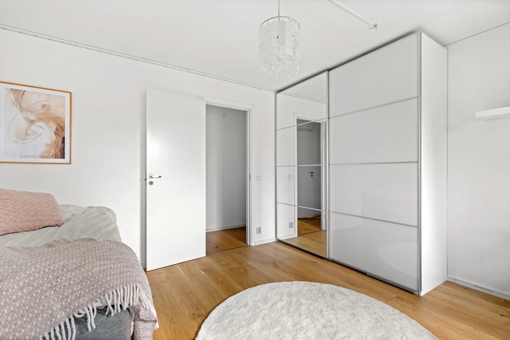 Radhus, Svängstigen 44, Hanviken/Trollbäcken, Tyresö
