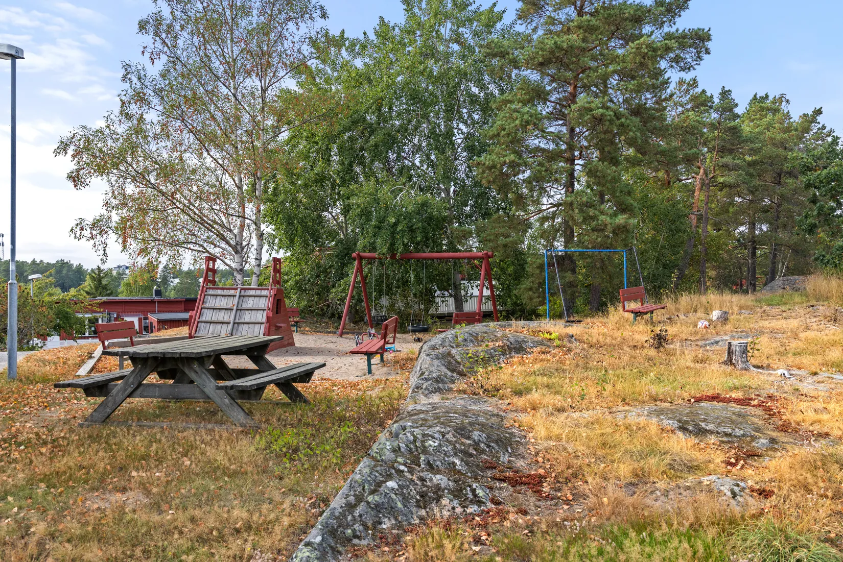 Radhus, Svängstigen 44, Hanviken/Trollbäcken, Tyresö