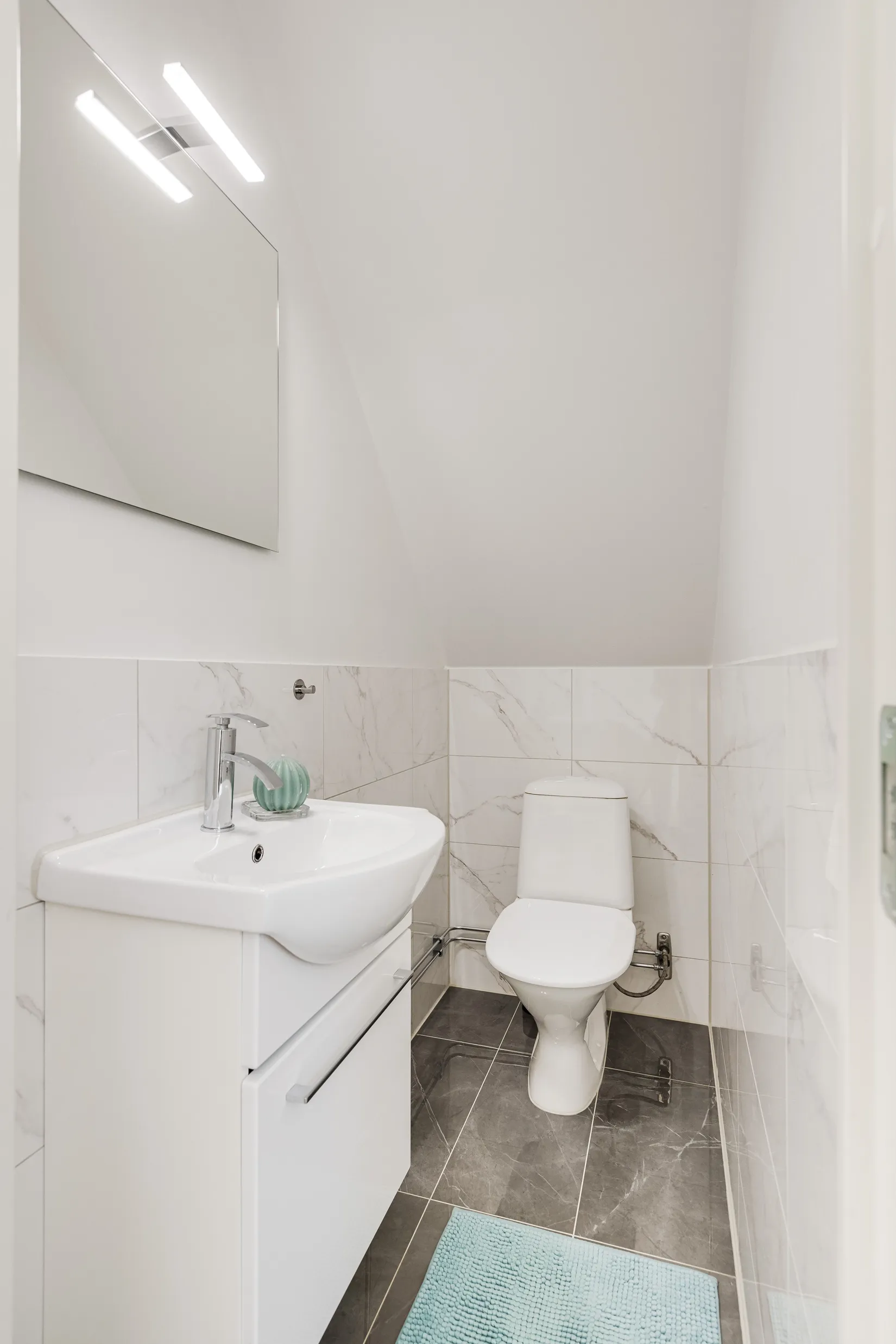 Radhus, Tiokampsgången 10, Biskopsgården, Göteborg