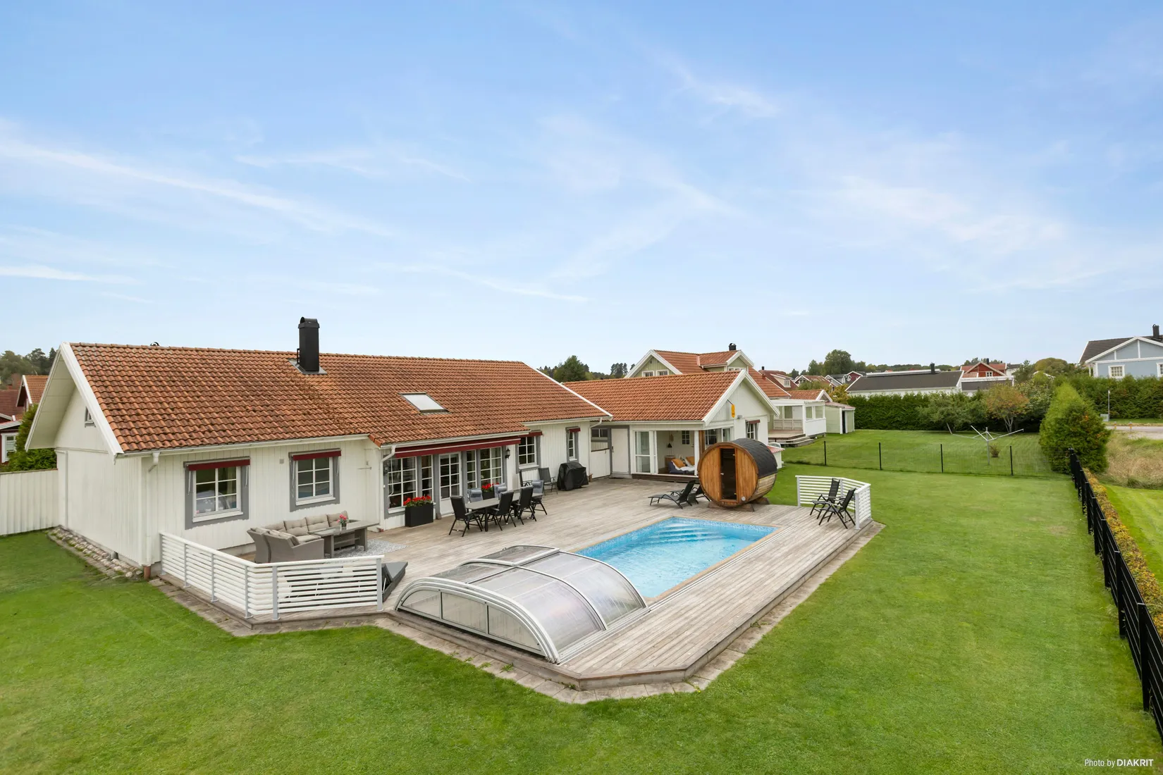Villa, Ekebyviken 16, Ekeby-Almby, Örebro