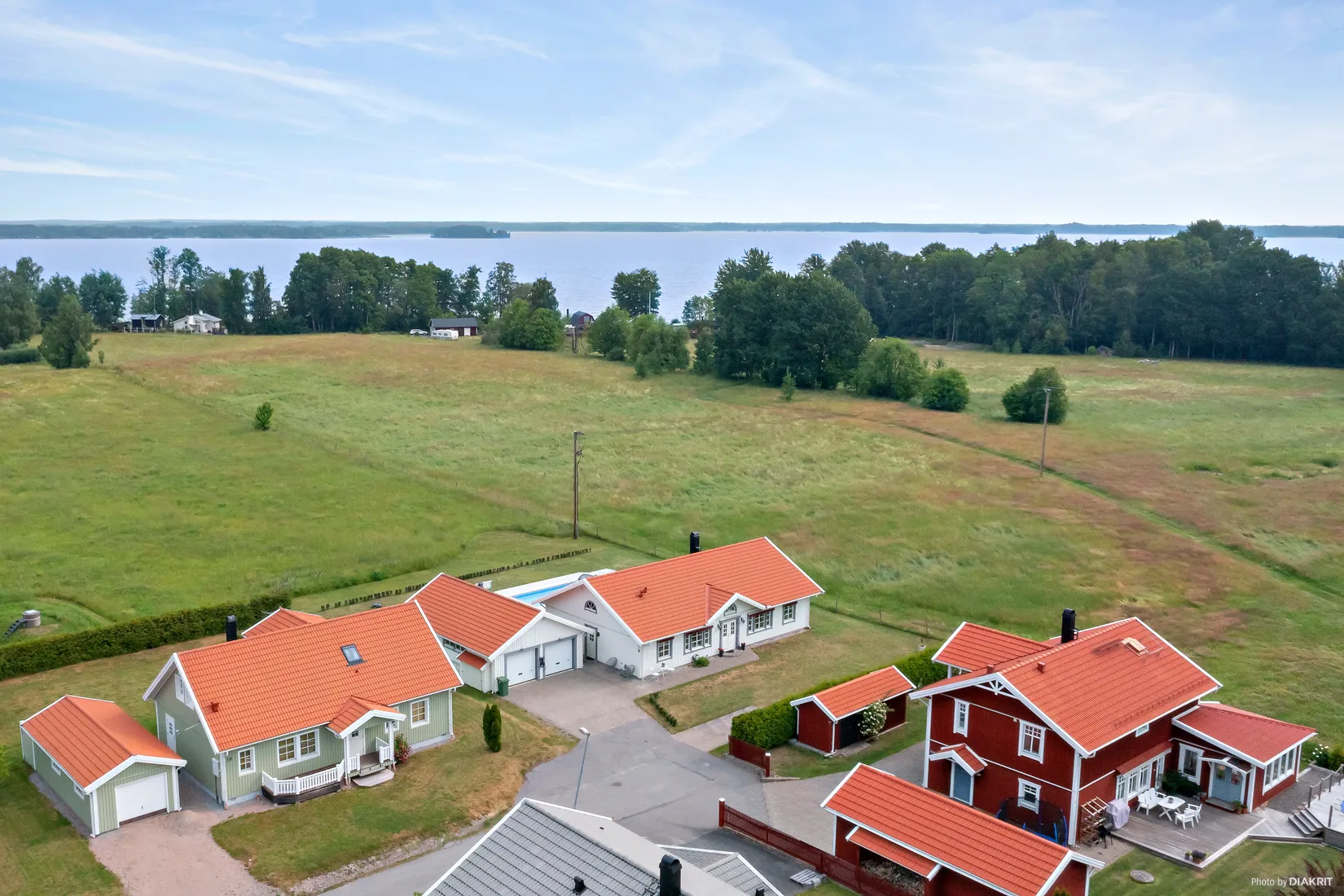 Villa, Ekebyviken 16, Ekeby-Almby, Örebro