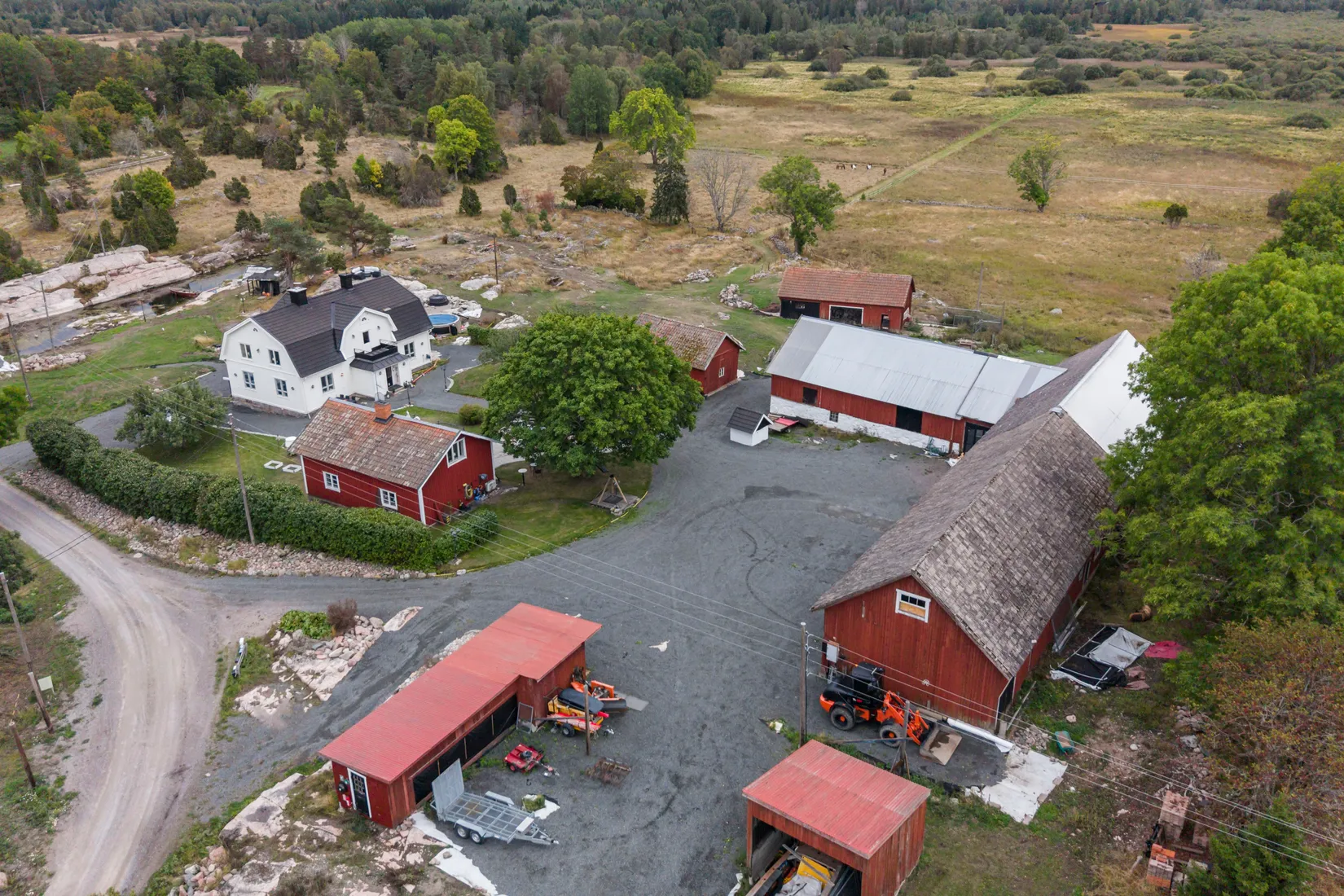 Gård/Skog, Gräsövägen 81 och 83, Gräsö, Norrtälje