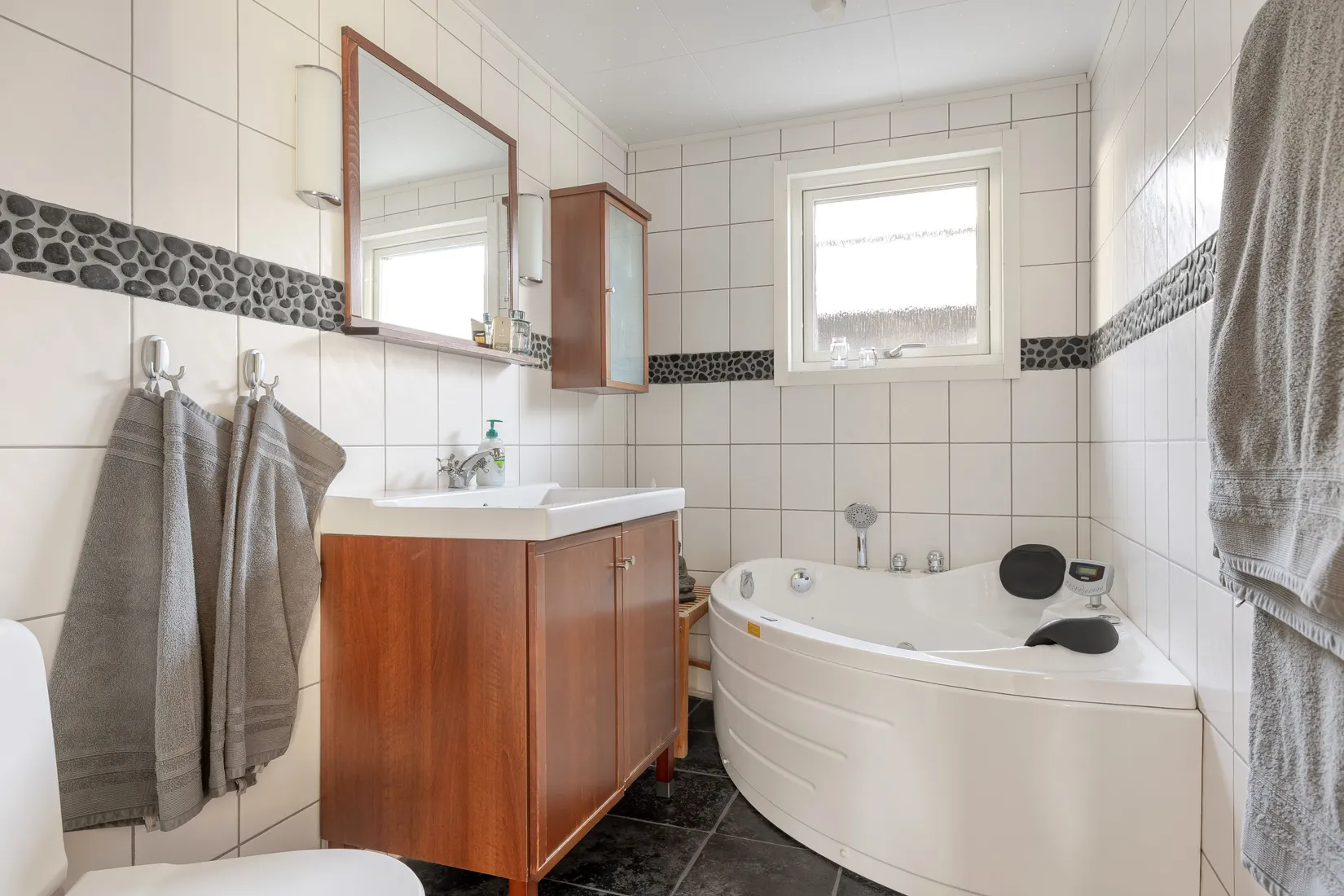 Villa, Alvägen 29, Hälletorp/Bondsjöstaden, Härnösand