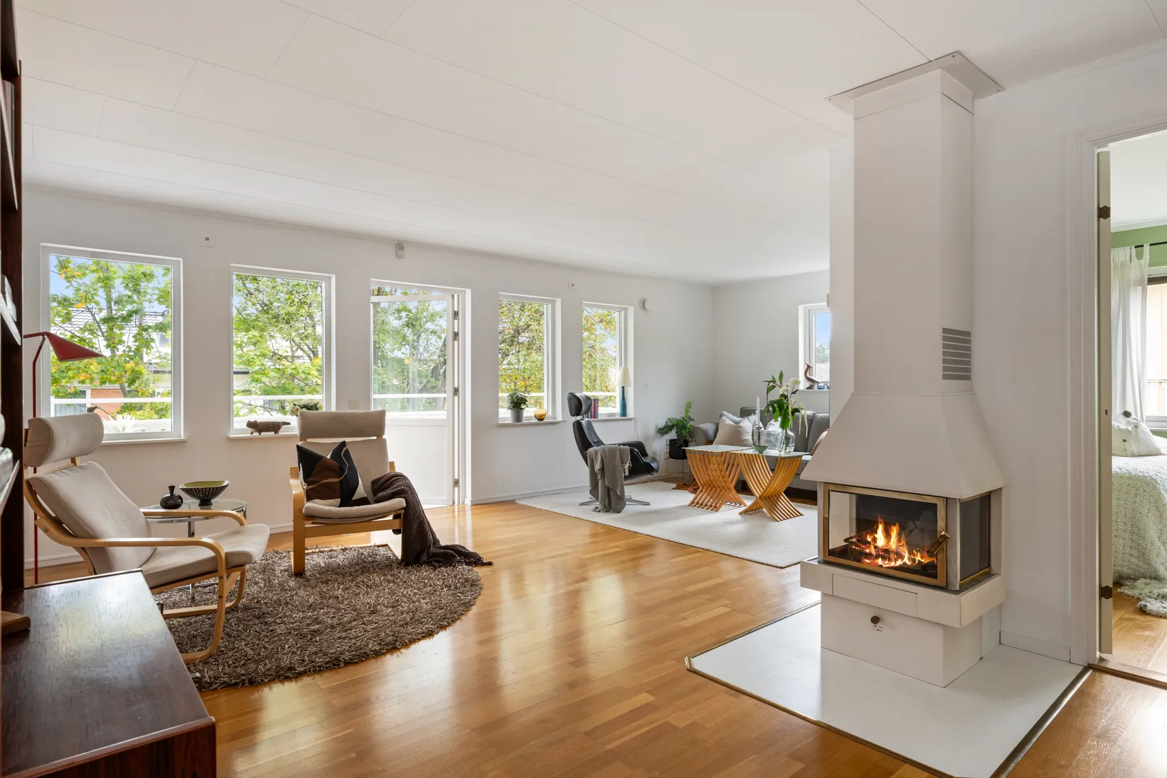 Radhus, Lansenvägen 11, Gribbylund, Täby
