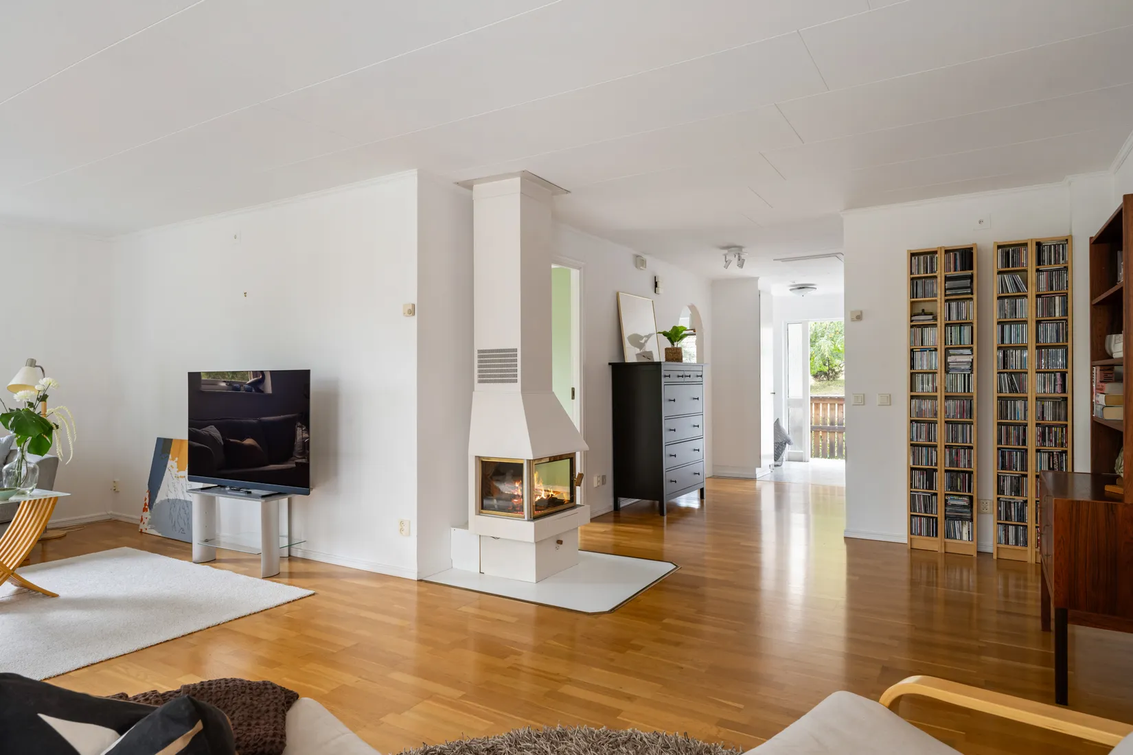 Radhus, Lansenvägen 11, Gribbylund, Täby