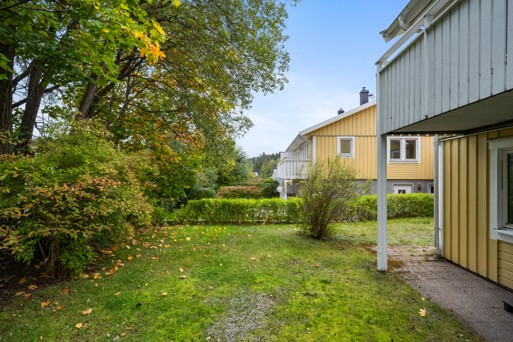 Radhus, Lansenvägen 11, Gribbylund, Täby