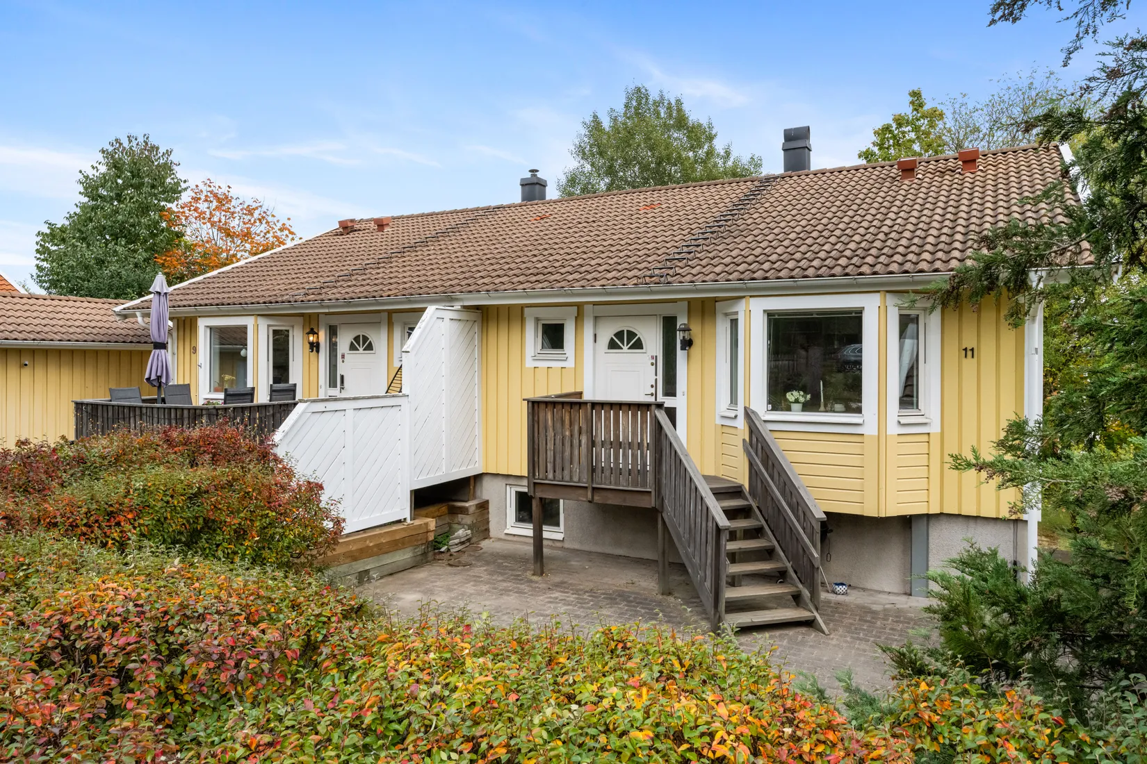 Radhus, Lansenvägen 11, Gribbylund, Täby
