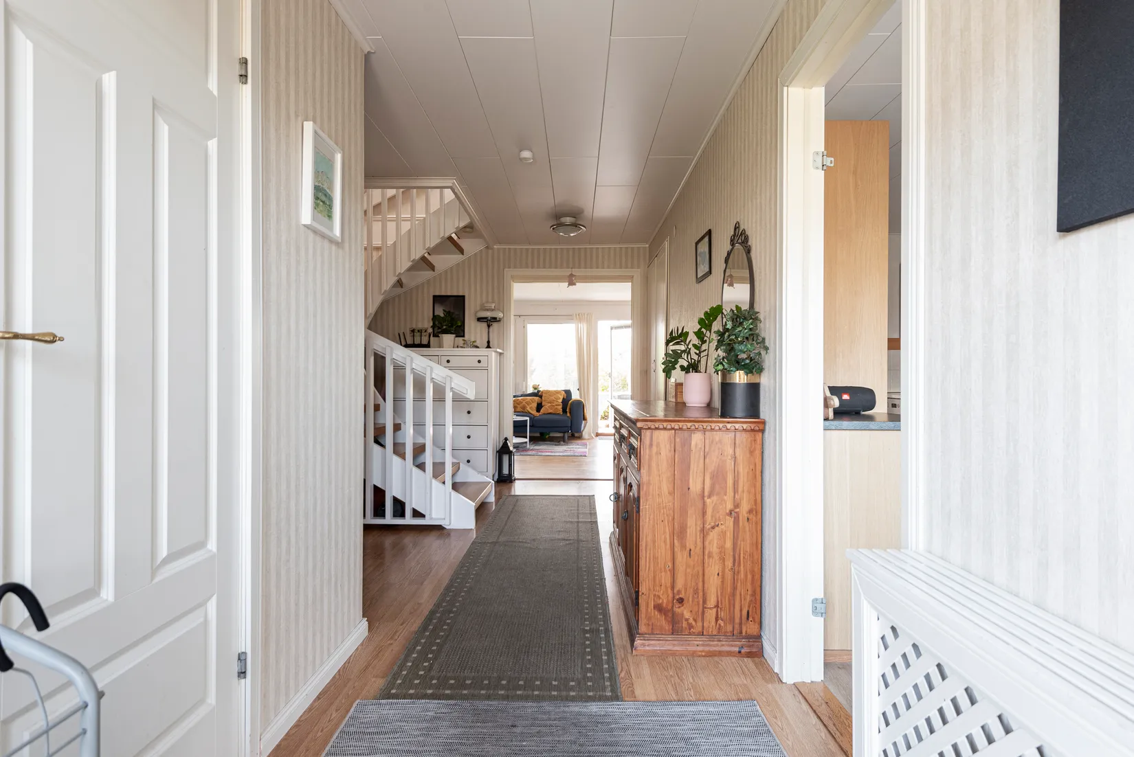 Radhus, Spikverksgatan 92, Bäckby, Västerås