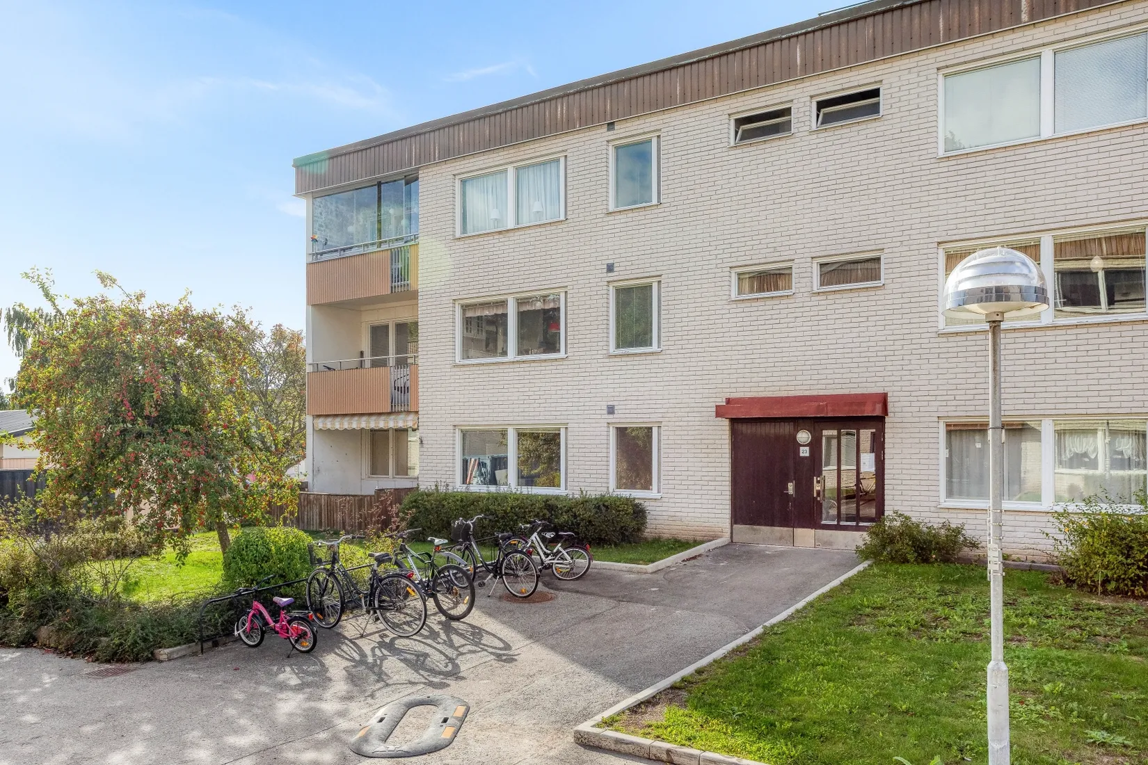 Bostadsrätt, Rönnbärsvägen 23, markplan, Tibble, Upplands-Bro