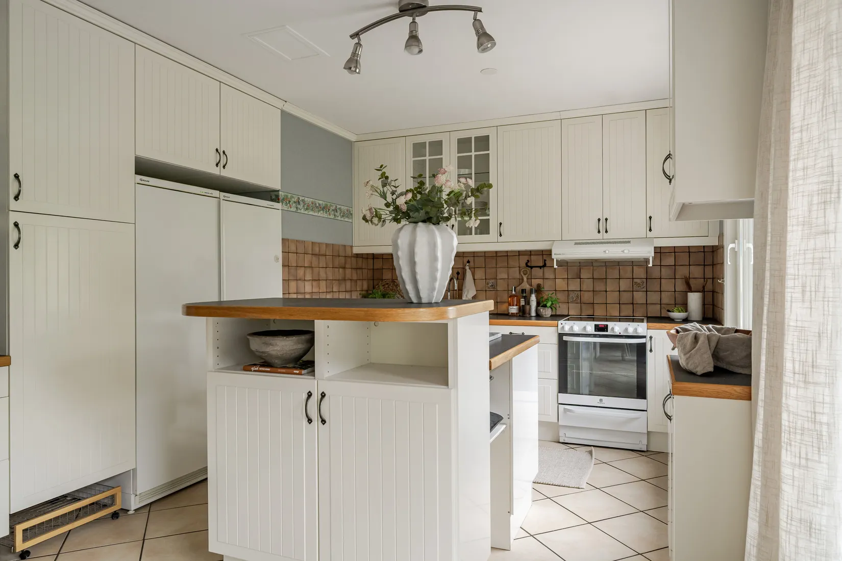 Villa, Järpstigen 12, Storgärdet, Strängnäs
