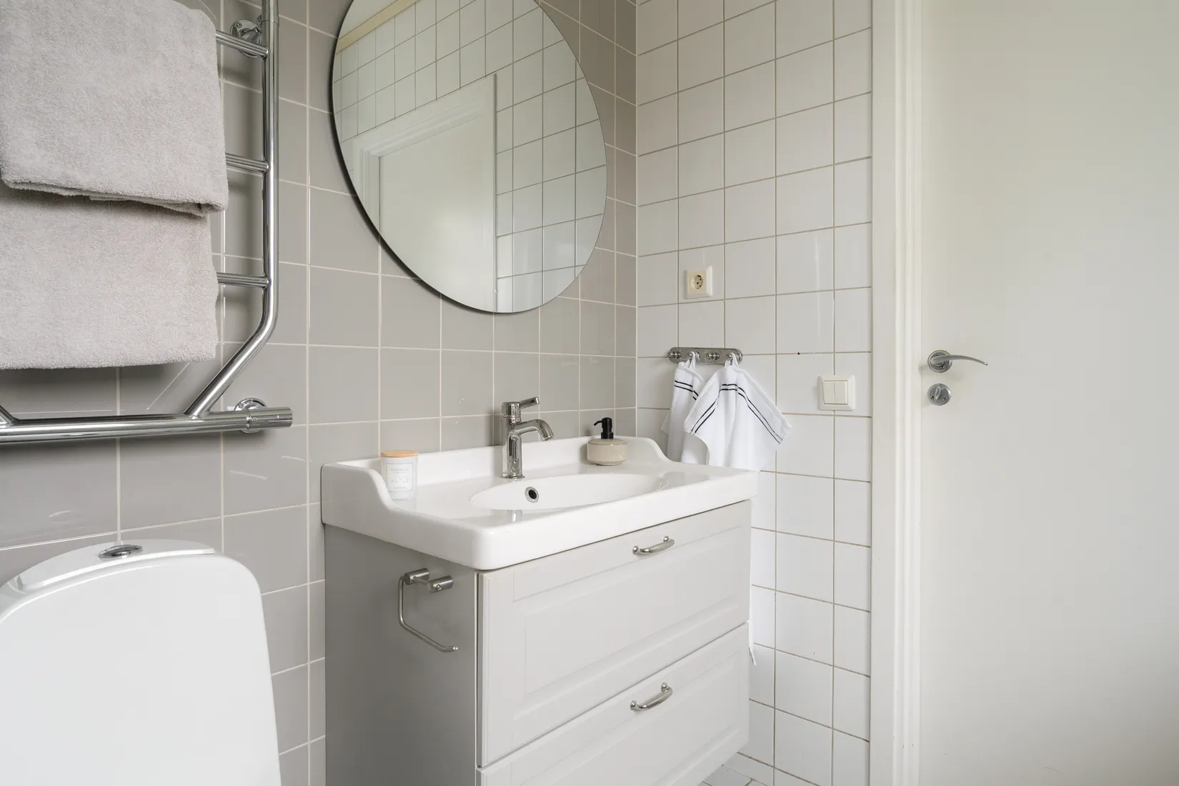 Radhus, Gyllenvägen 9, Charlottendal, Värmdö