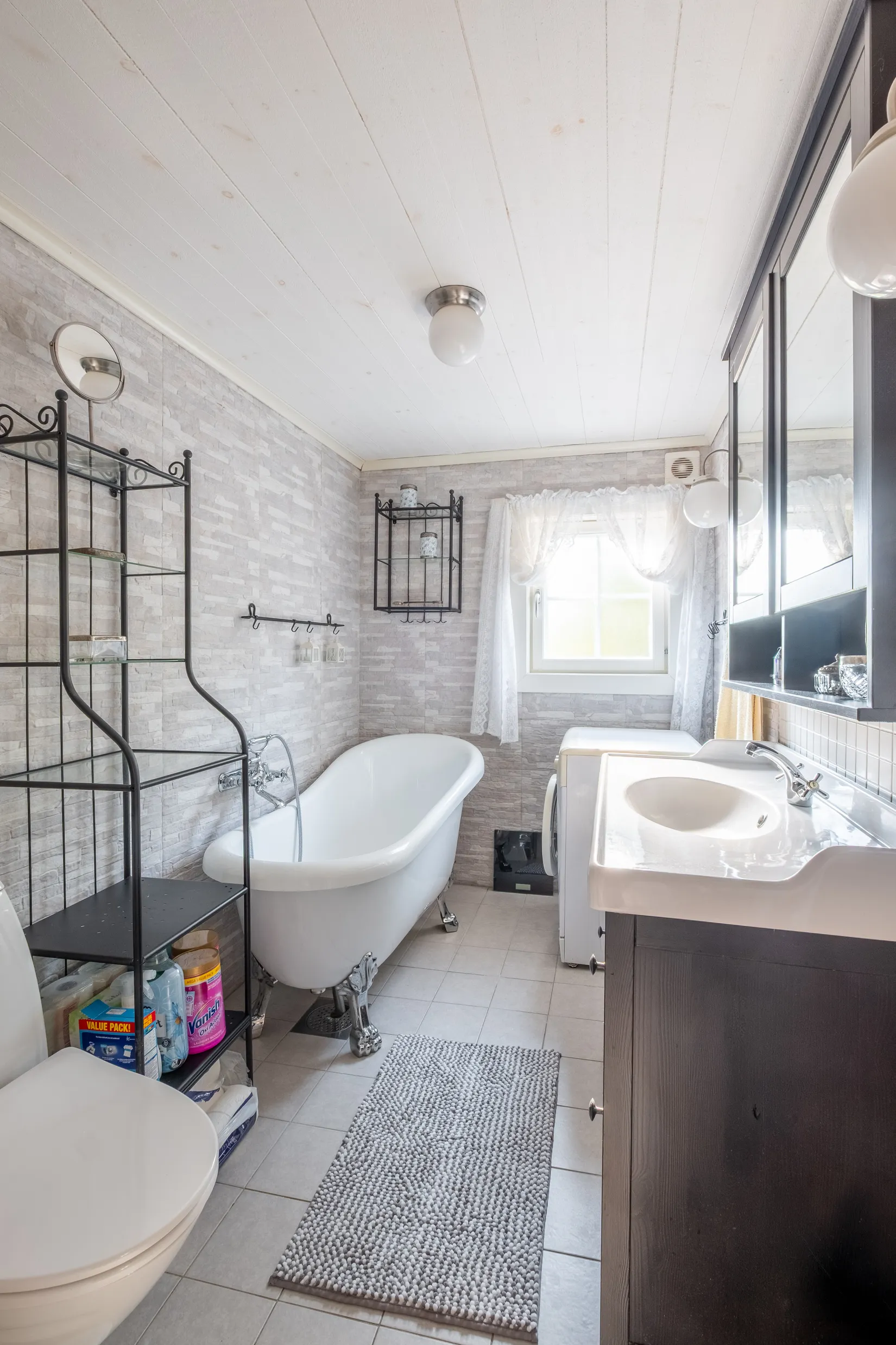 Villa, Öja Björklund, Stora Sundby, Eskilstuna