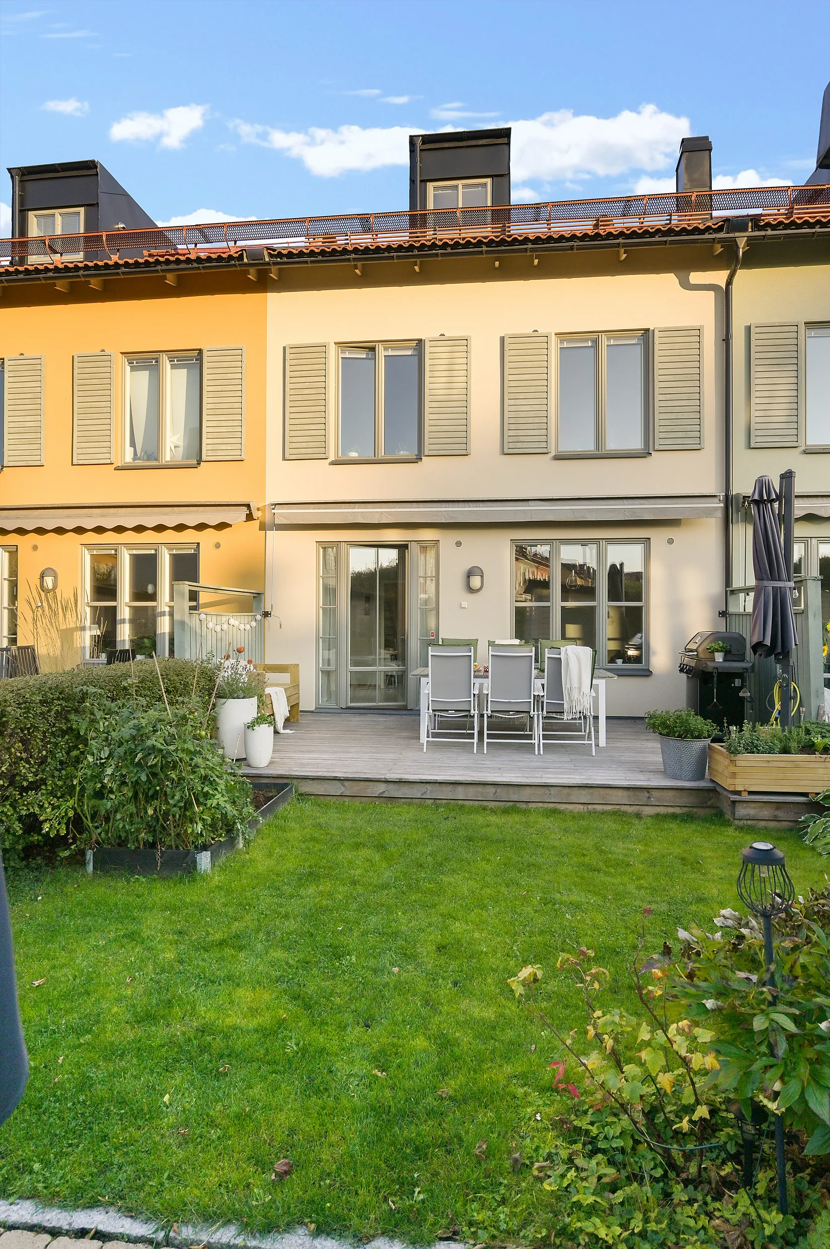 Radhus, Kälvestavägen 141, Solhem, Stockholm