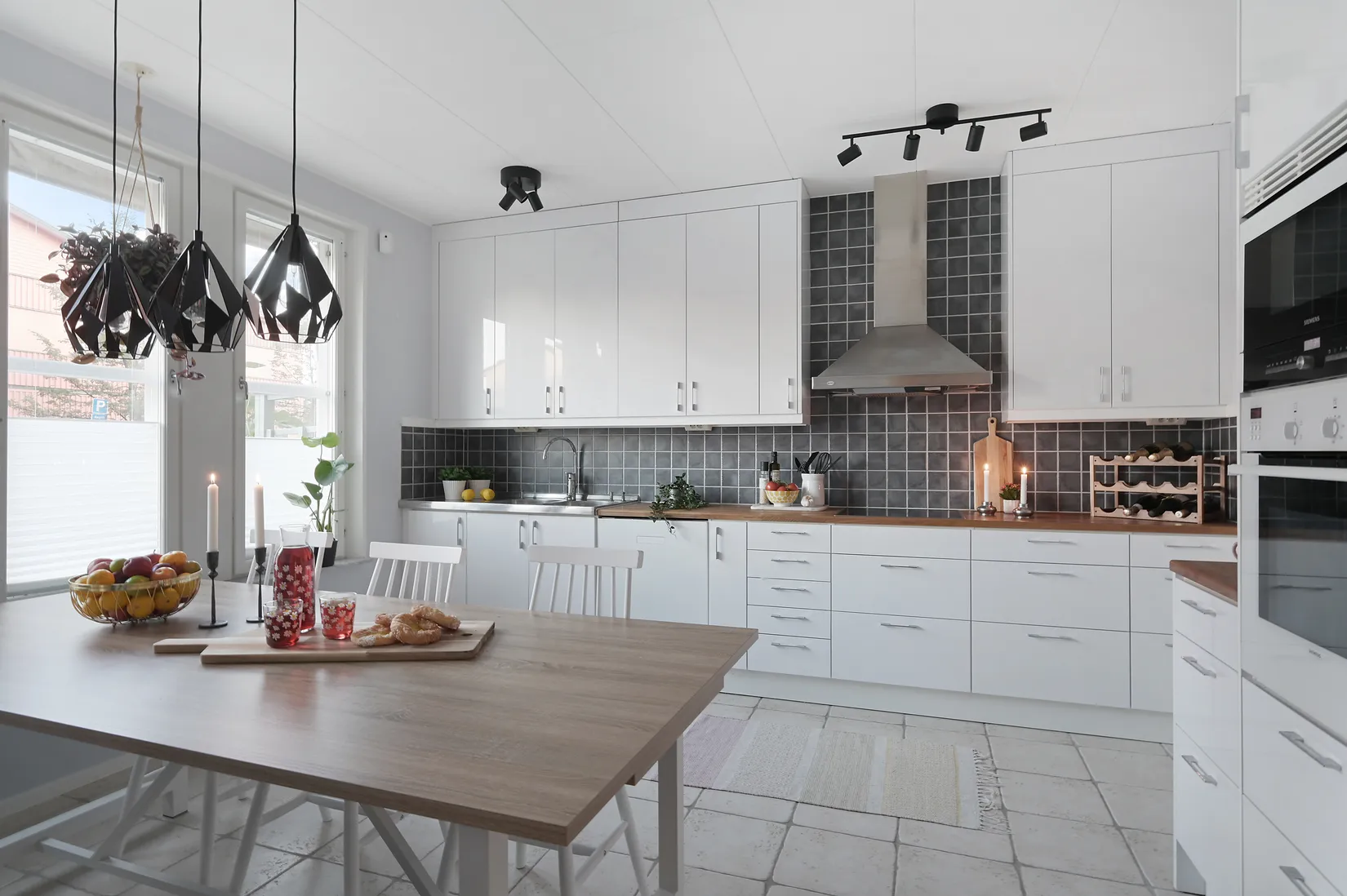 Radhus, Kälvestavägen 141, Solhem, Stockholm