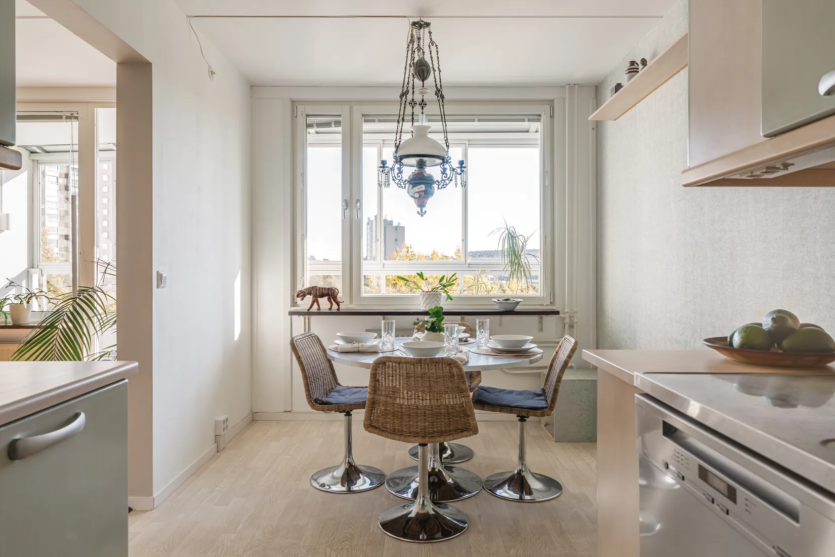 Bostadsrätt, ÅKERBYVÄGEN 88, Täby centrum - storstugan, Täby