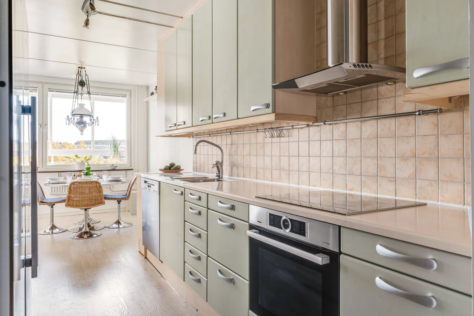 Bostadsrätt, ÅKERBYVÄGEN 88, Täby centrum - storstugan, Täby