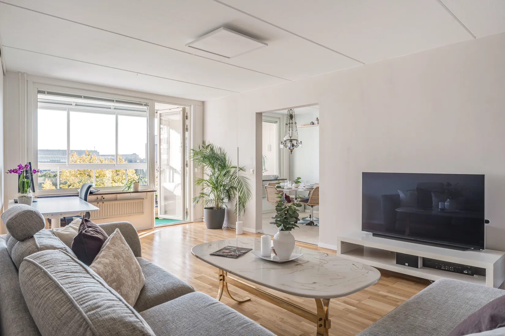 Bostadsrätt, ÅKERBYVÄGEN 88, Täby centrum - storstugan, Täby