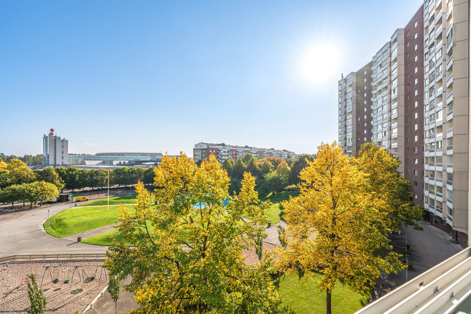 Bostadsrätt, ÅKERBYVÄGEN 88, Täby centrum - storstugan, Täby