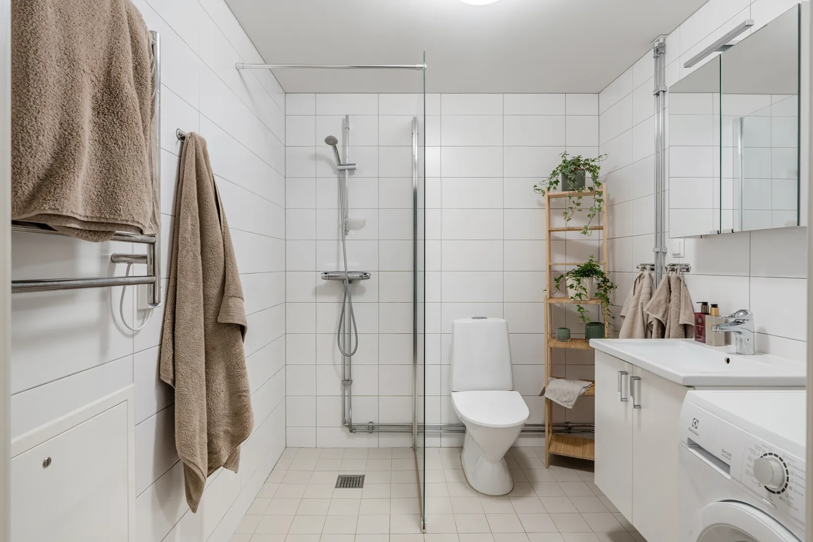 Bostadsrätt, KÄLLTORPSVÄGEN 13, Näsbypark, Täby