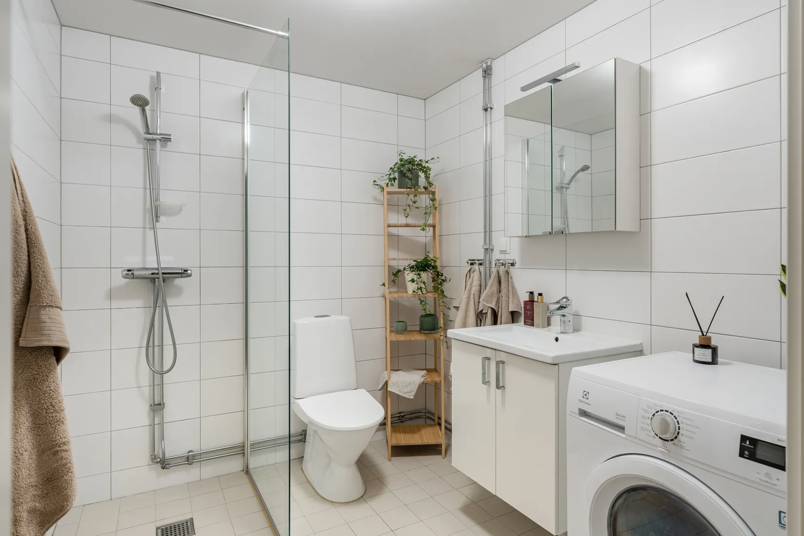 Bostadsrätt, KÄLLTORPSVÄGEN 13, Näsbypark, Täby