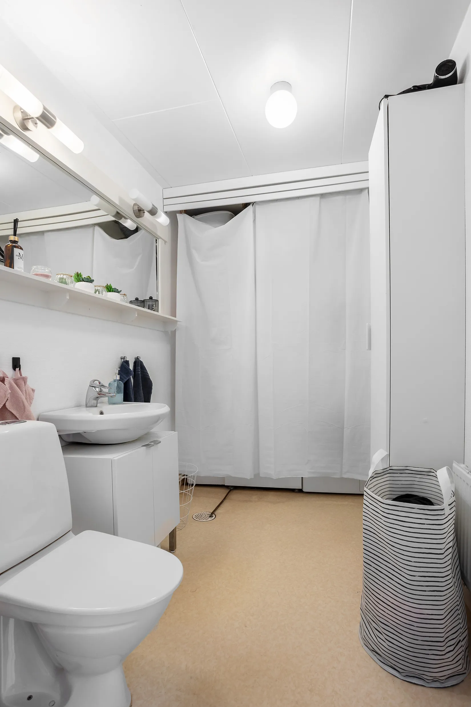 Radhus, Sutarevägen 52, Gislövs Läge / Serresjö, Trelleborg