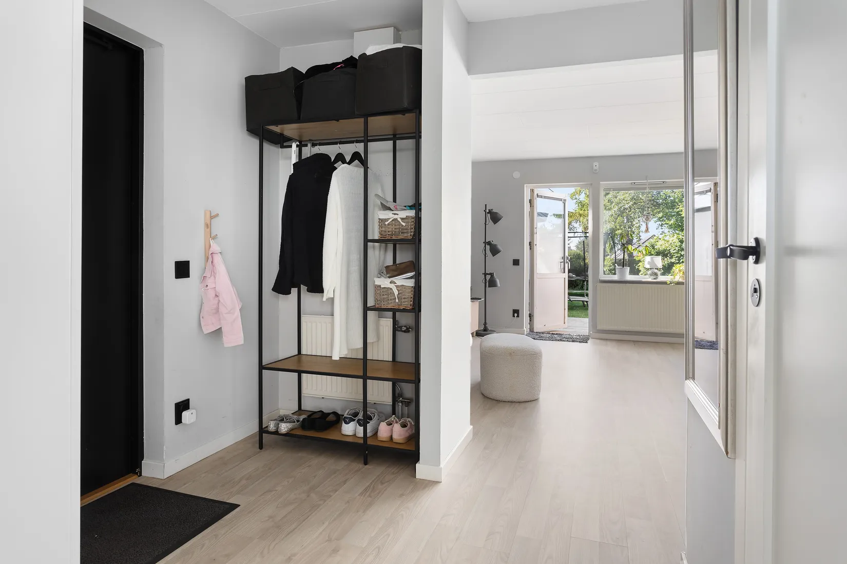 Radhus, Sutarevägen 52, Gislövs Läge / Serresjö, Trelleborg