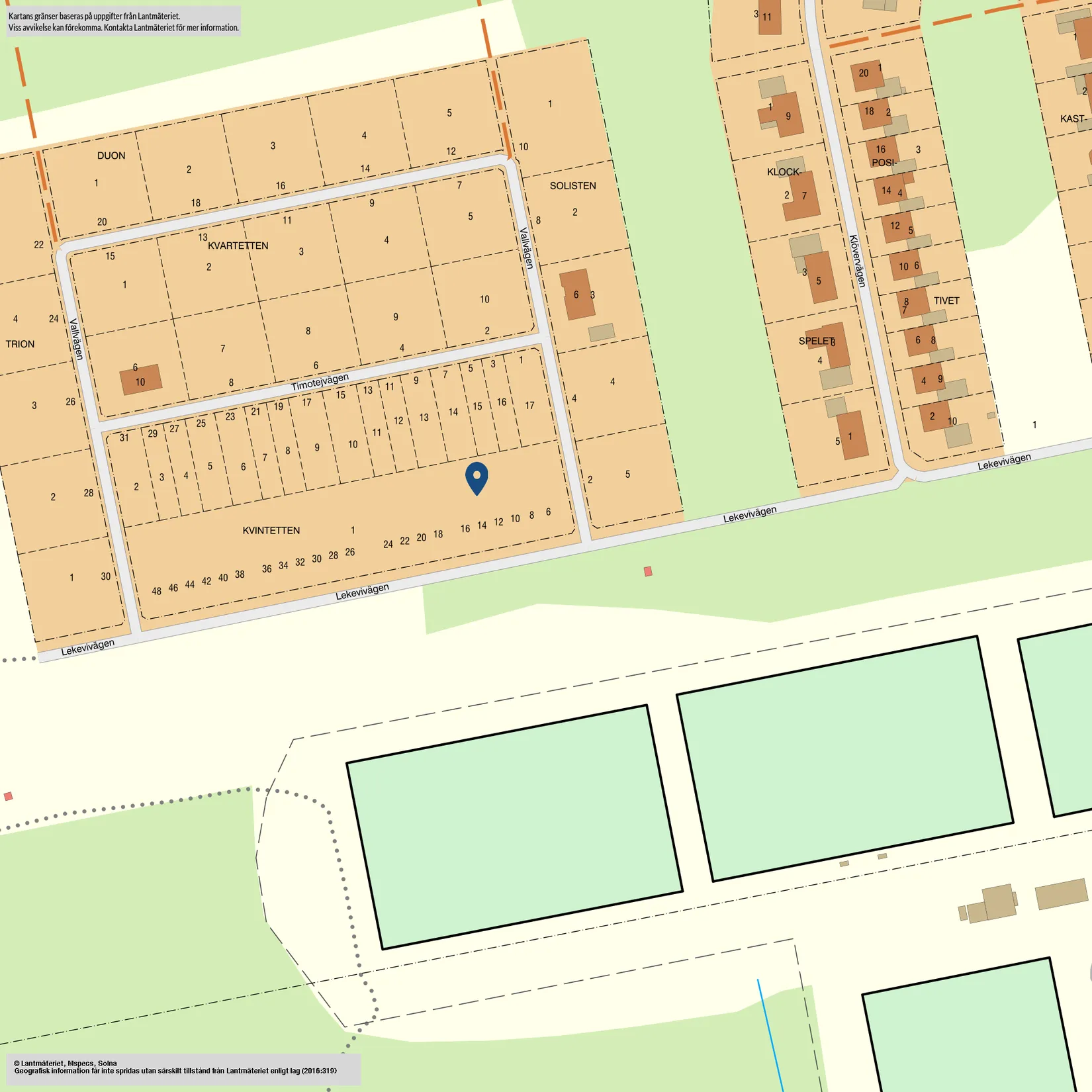 Radhus, Lekevivägen 18, 20, 22, 24, Dala, Mariestad