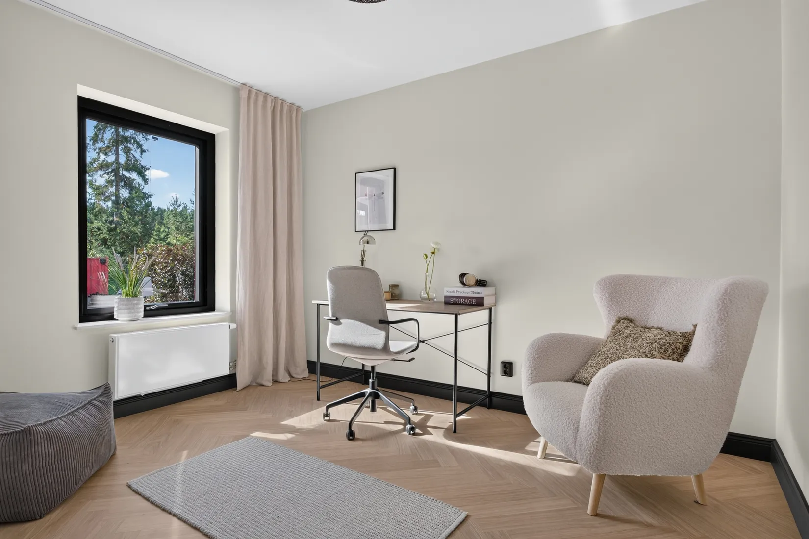 Radhus, Lekevivägen 18, 20, 22, 24, Dala, Mariestad