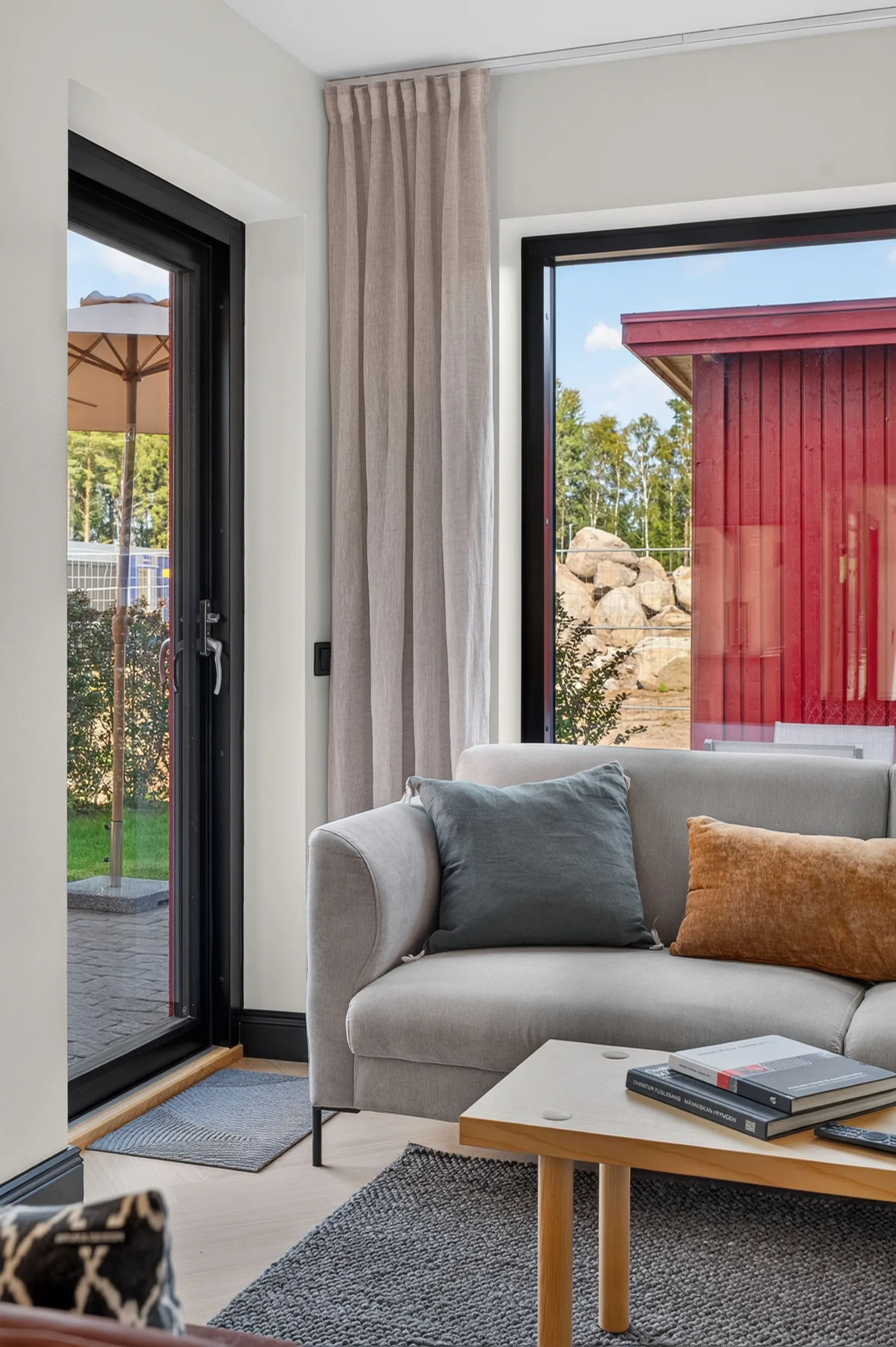 Radhus, Lekevivägen 18, 20, 22, 24, Dala, Mariestad