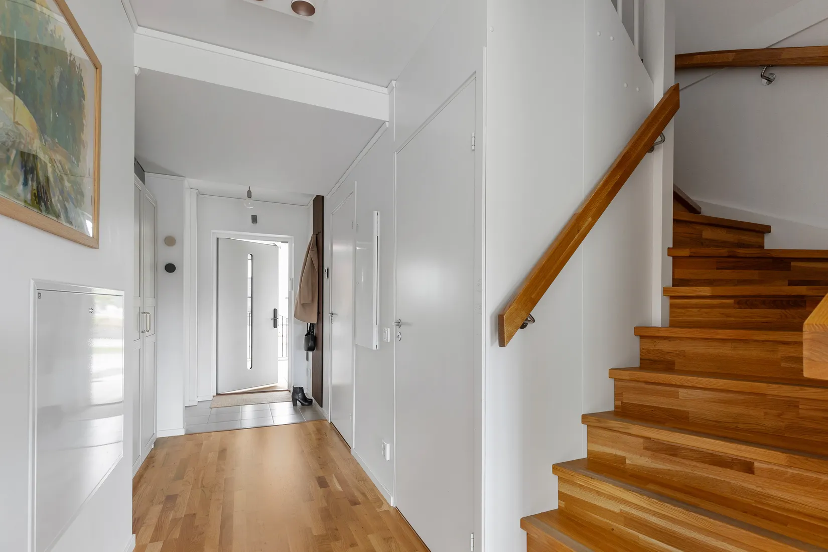 Radhus, Älvsundavägen 48, Eds Allé/Runby, Upplands Väsby