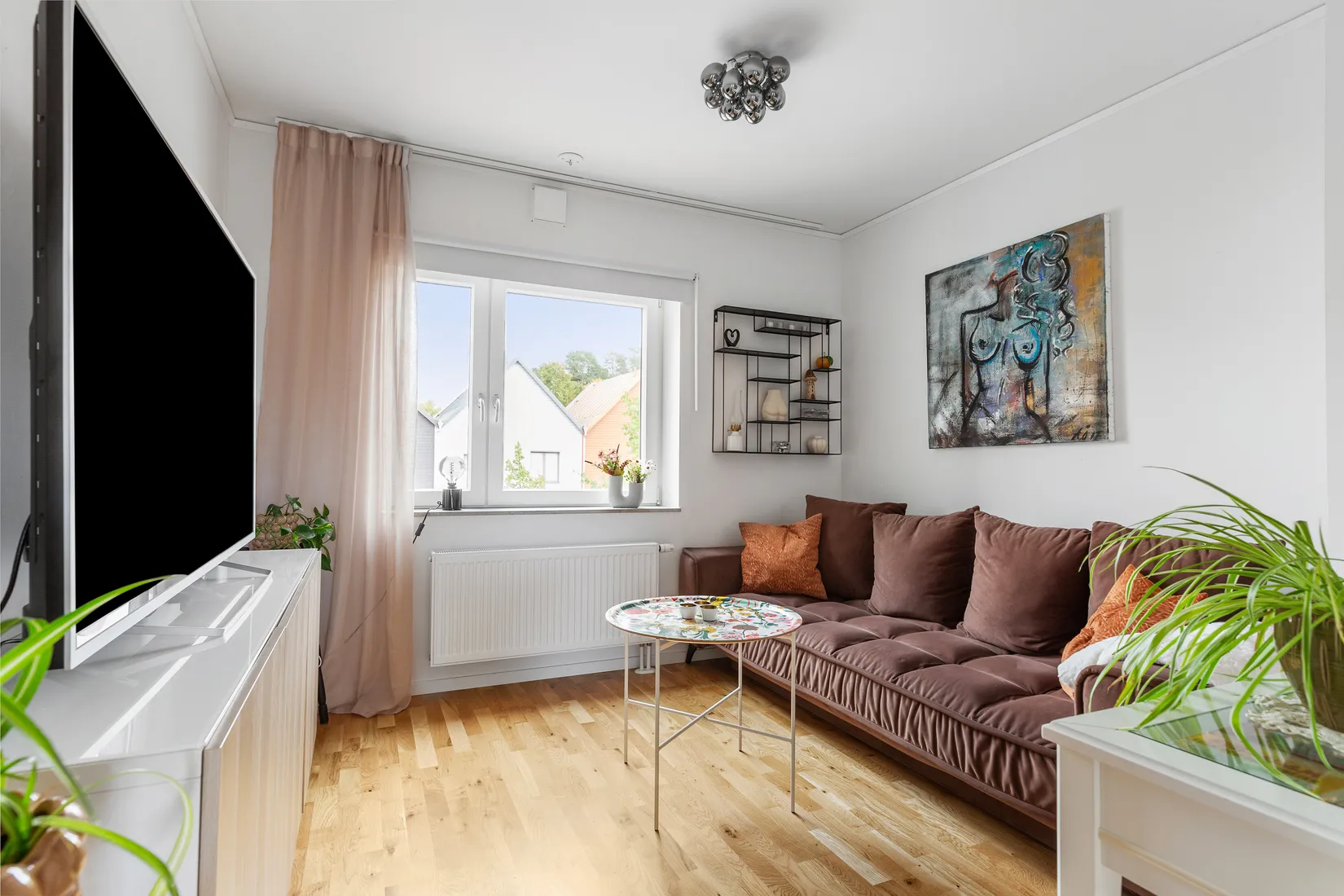 Radhus, Älvsundavägen 48, Eds Allé/Runby, Upplands Väsby