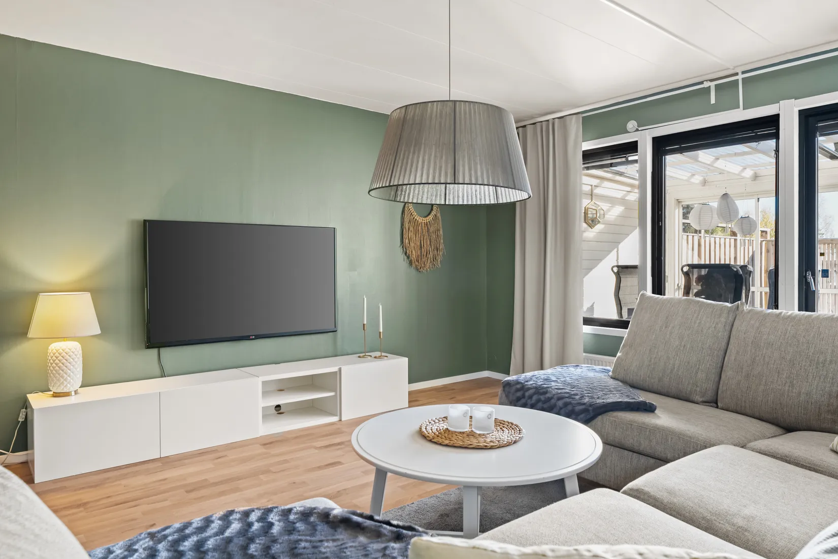 Radhus, Logevägen 1, Klockarberget, Sundsvall