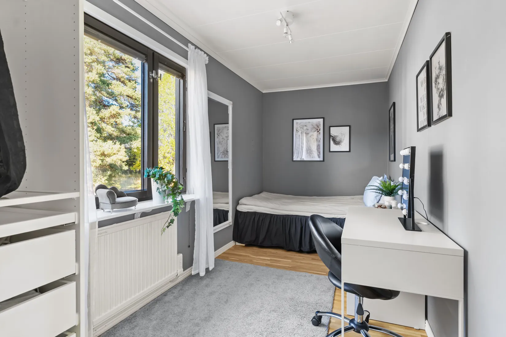 Radhus, Logevägen 1, Klockarberget, Sundsvall