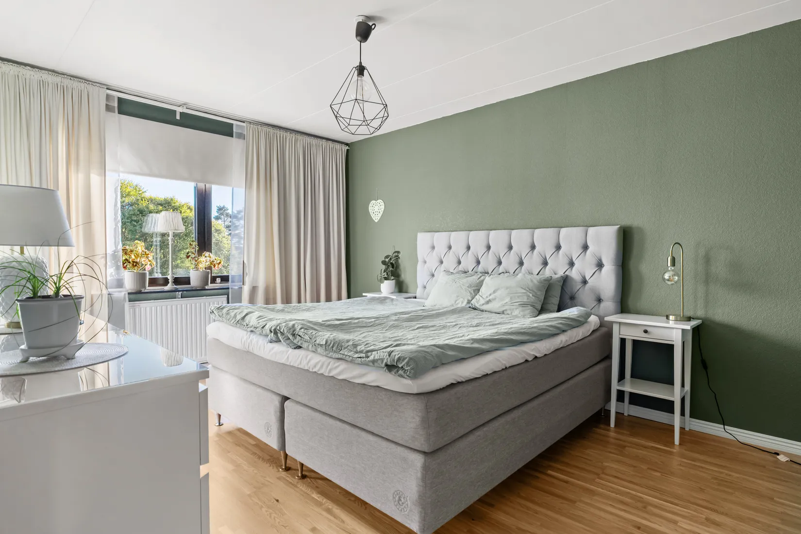 Radhus, Logevägen 1, Klockarberget, Sundsvall