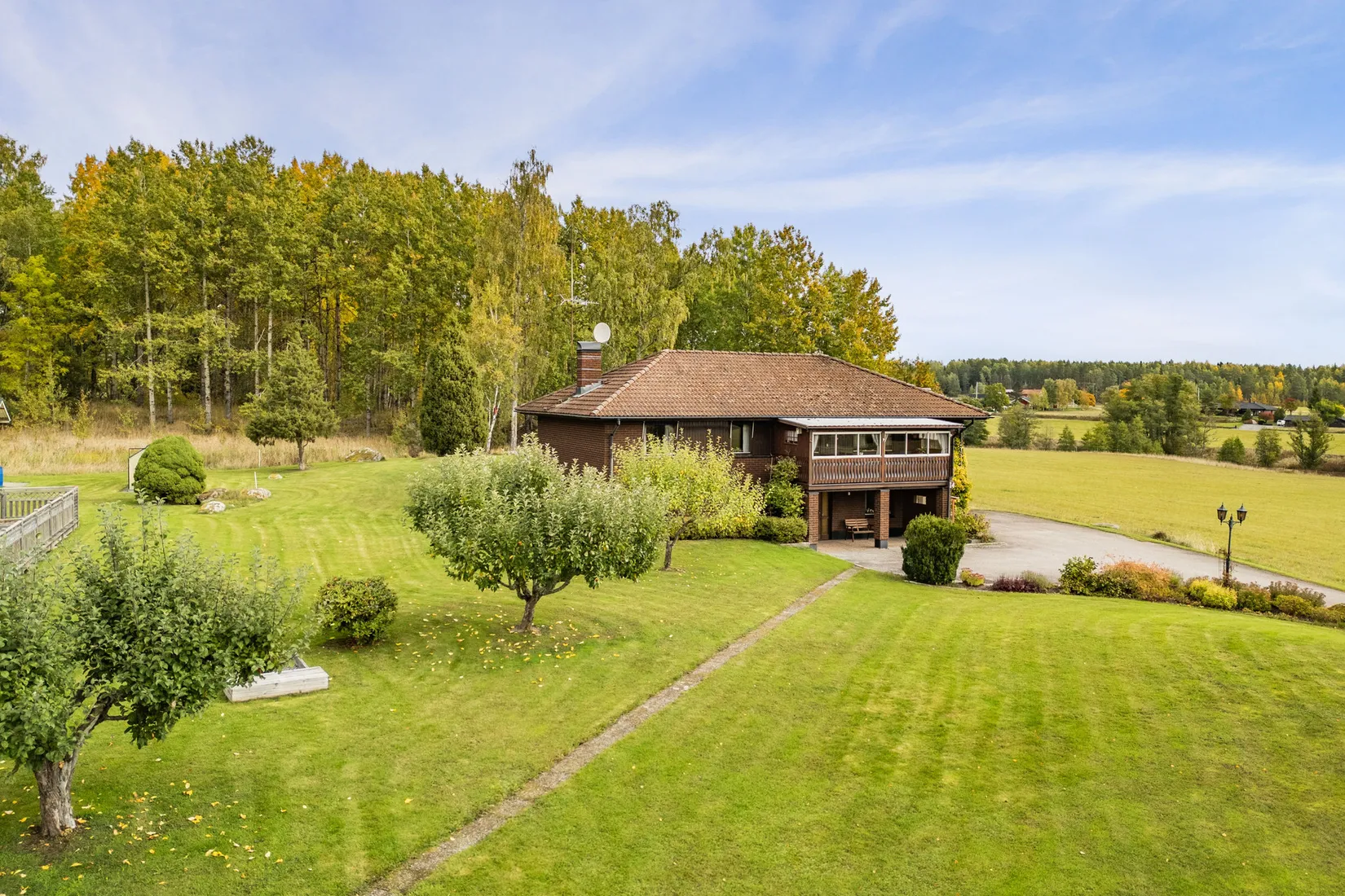Villa, Busta 14, Odensvi, Köping
