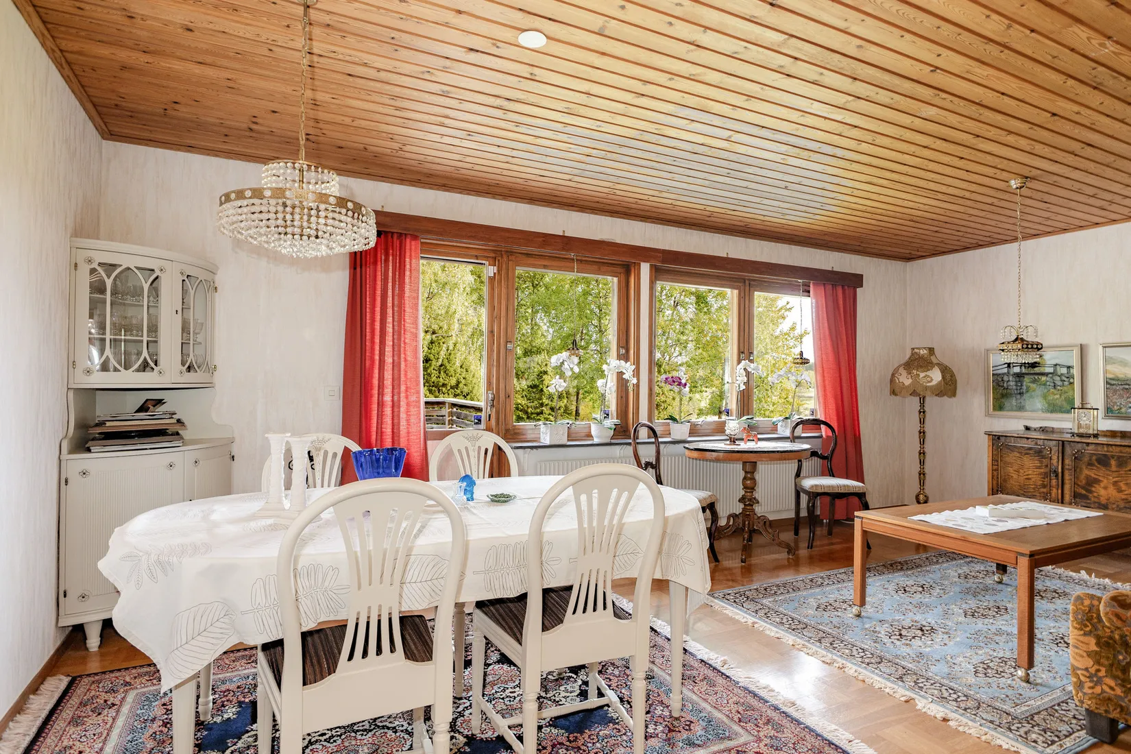 Villa, Busta 14, Odensvi, Köping