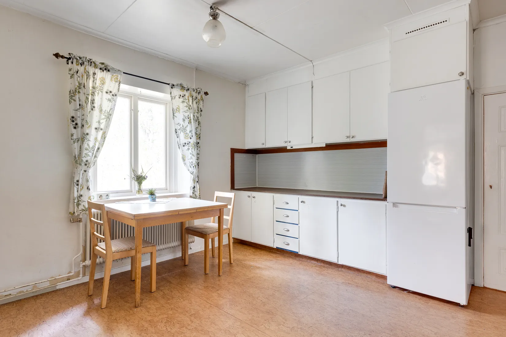 Villa, Berg 506, Östervåla, Heby