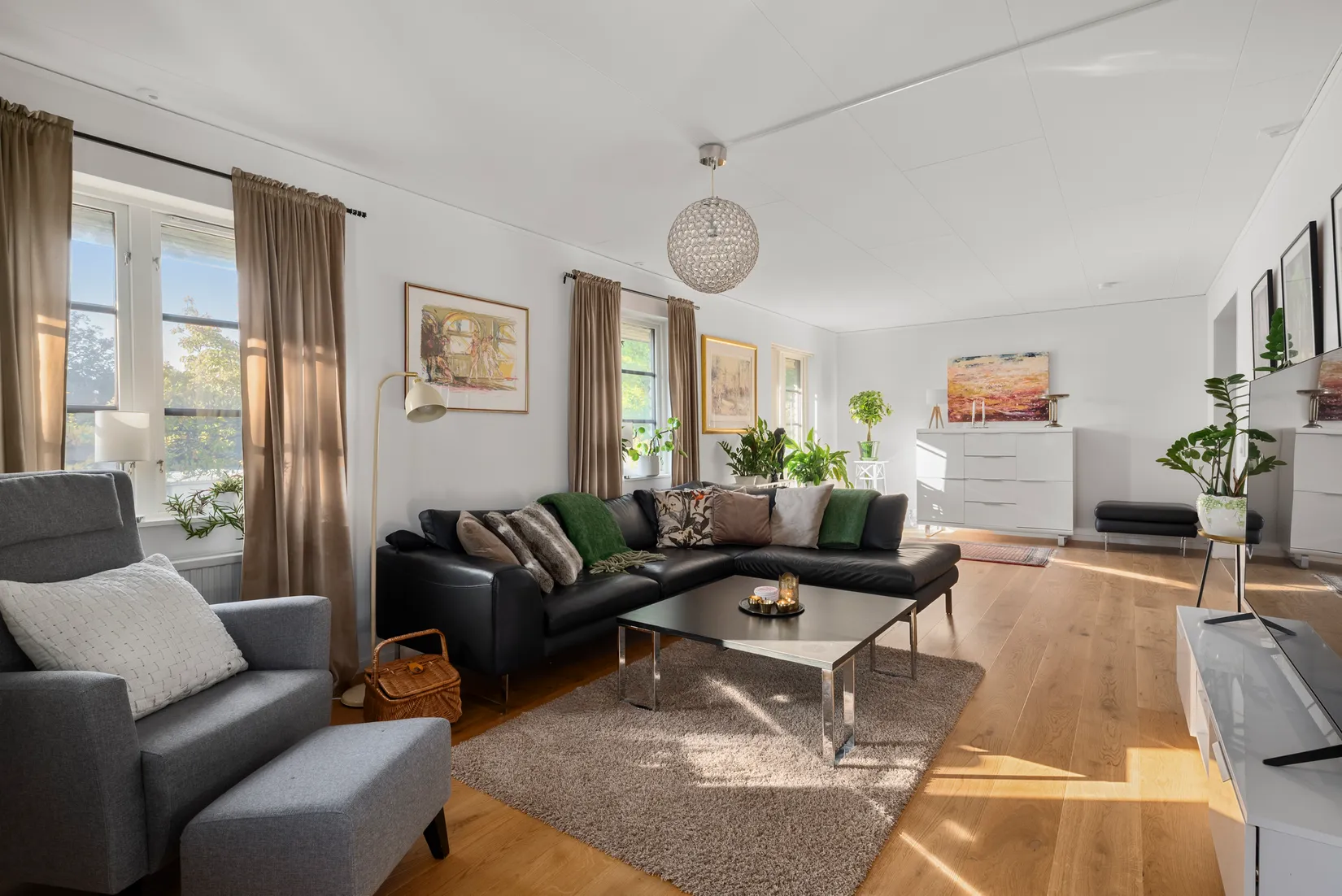 Villa, Grimvägen 2, Jakobsberg, Järfälla