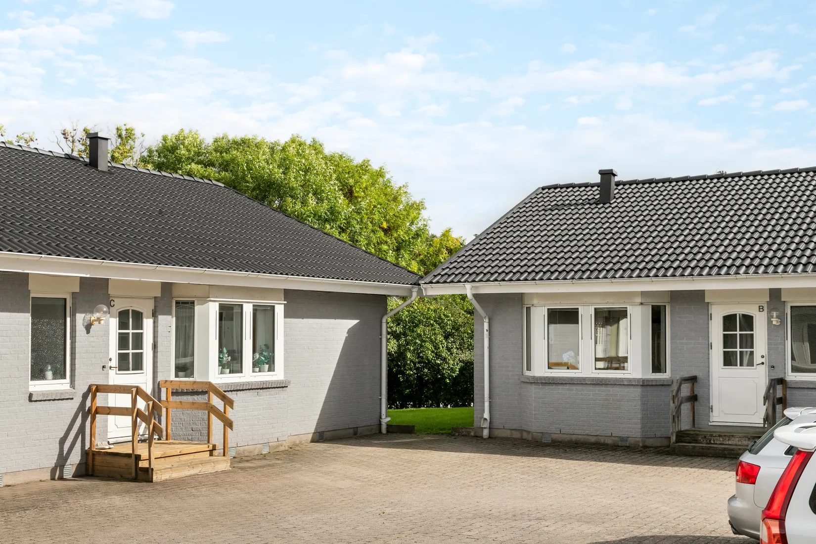 Villa, Valdemars väg 2A-2F, Valinge, Varberg