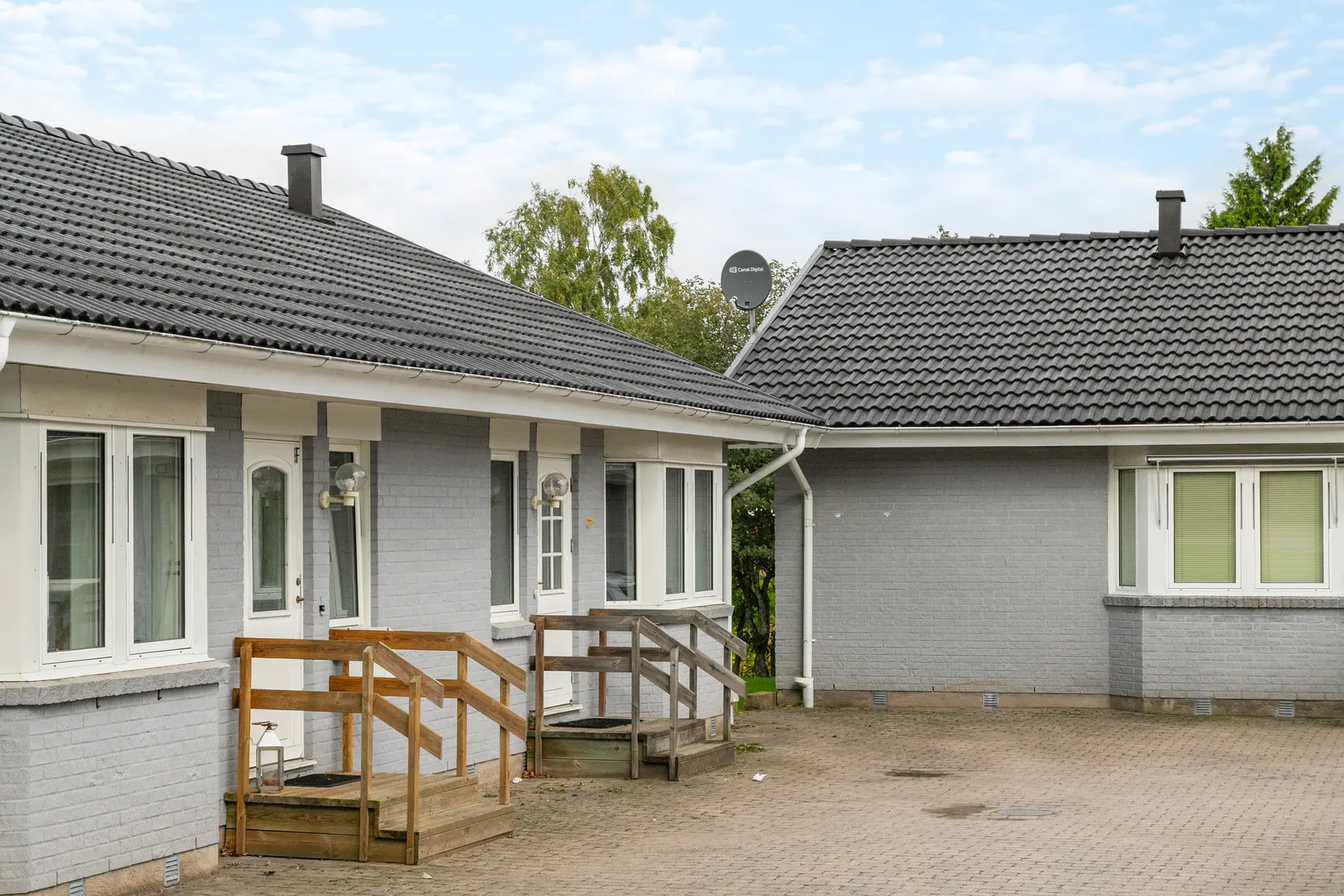 Villa, Valdemars väg 2A-2F, Valinge, Varberg