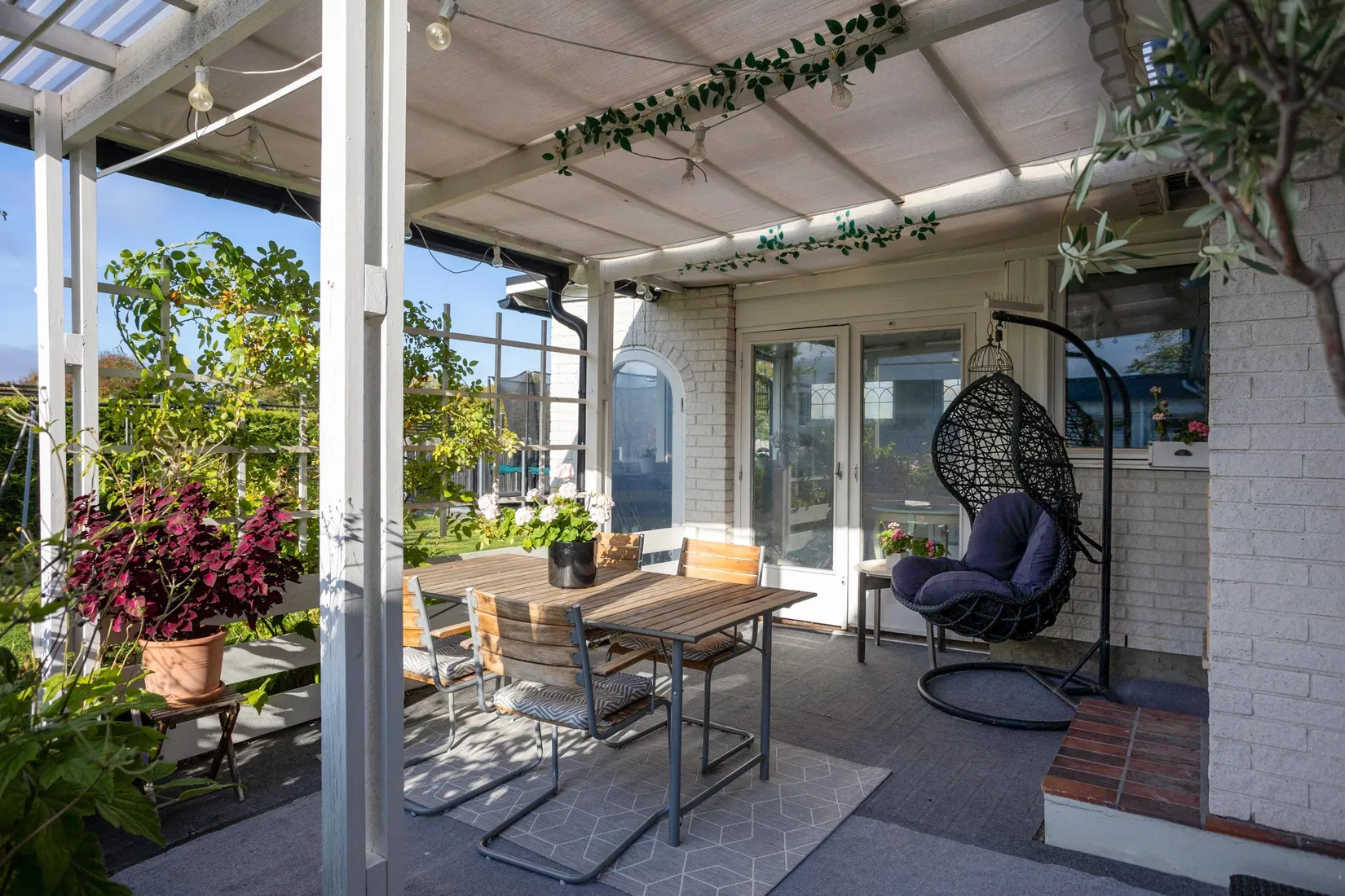 Villa, Stafettgatan 6, Rönnby, Västerås