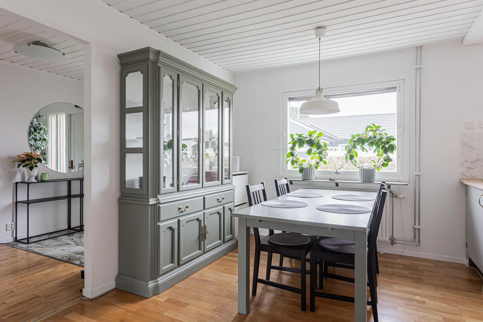 Villa, Stafettgatan 6, Rönnby, Västerås