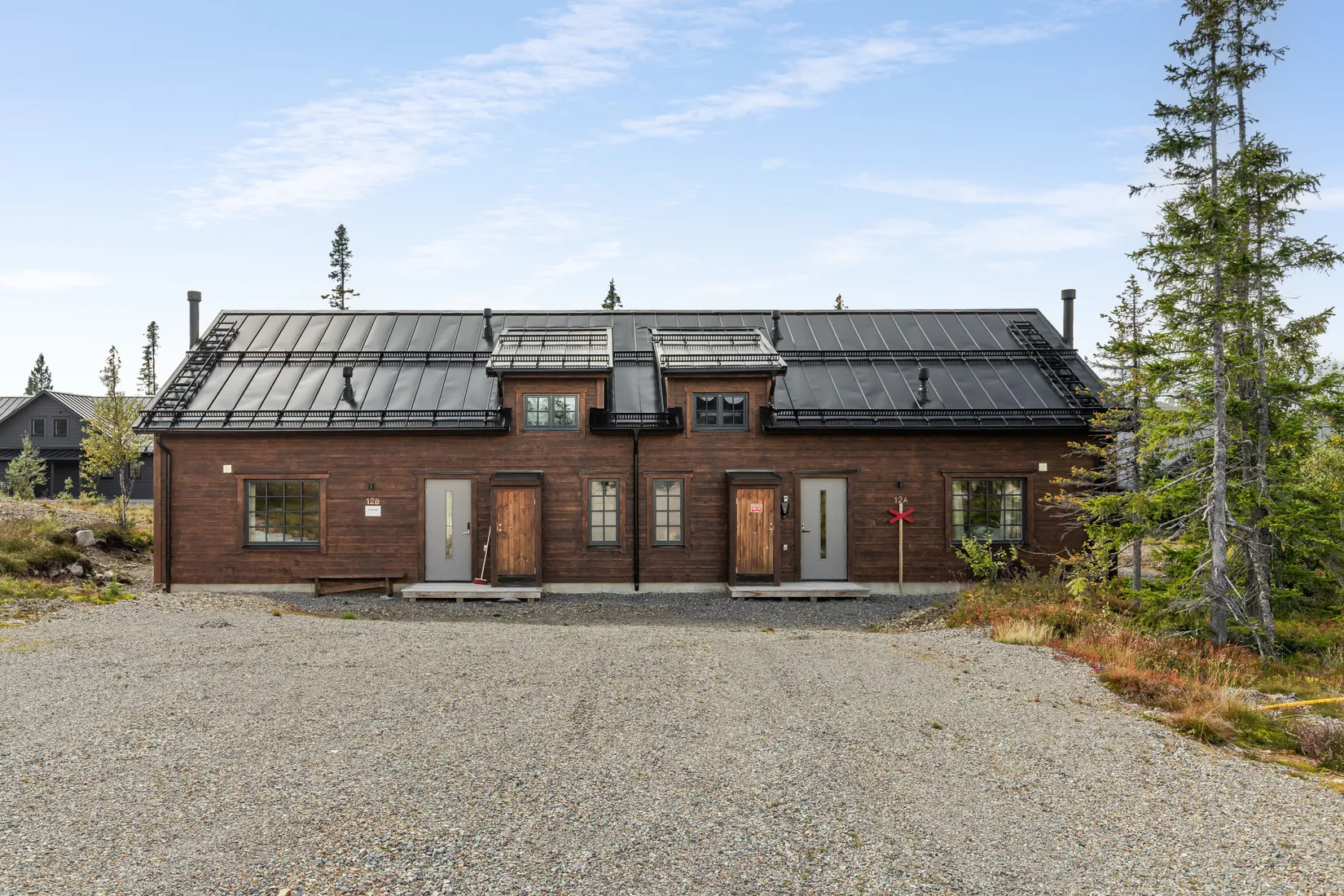 Radhus, Merakvägen 12B, Berg