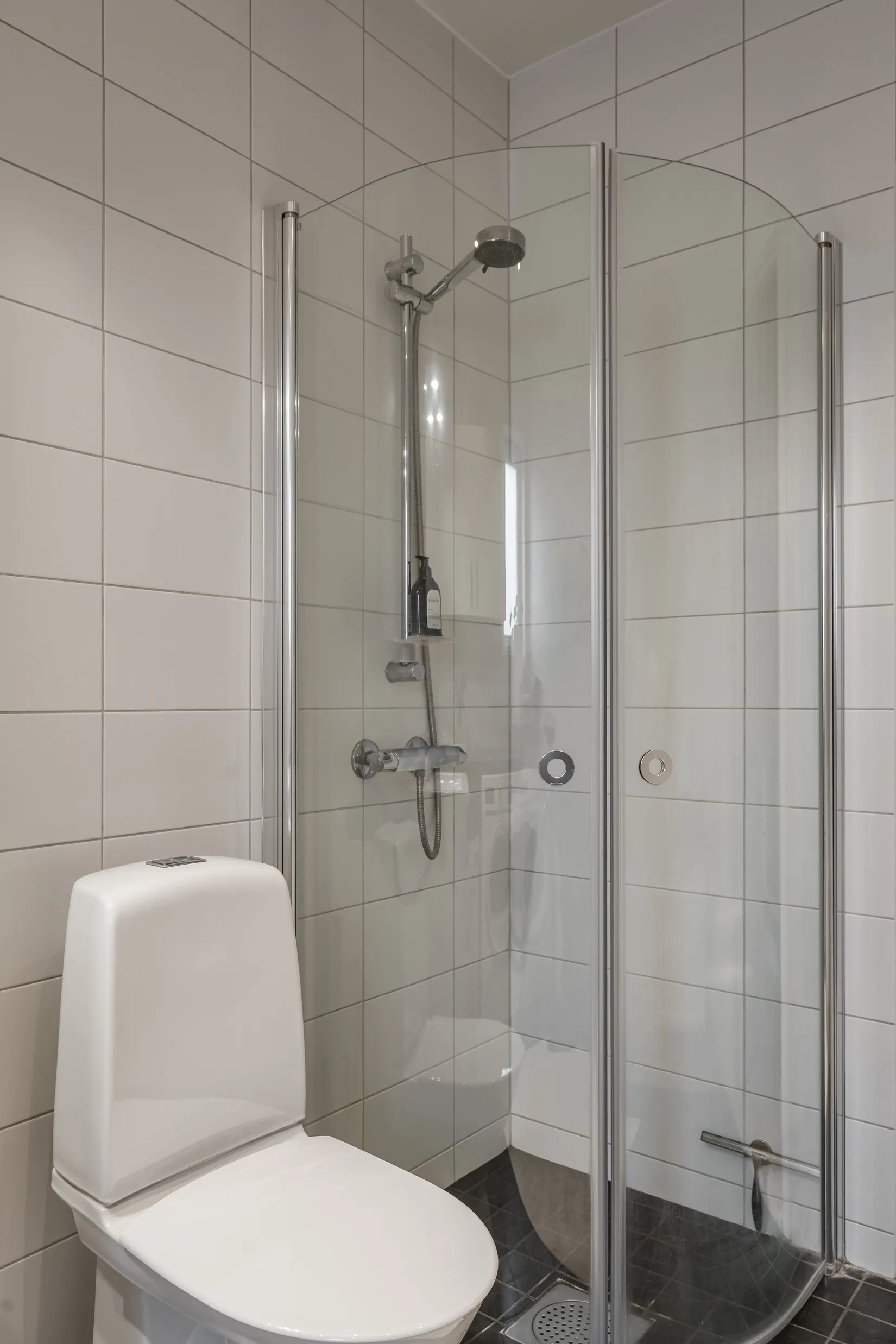 Bostadsrätt, Lillbackavägen 9, Örebro