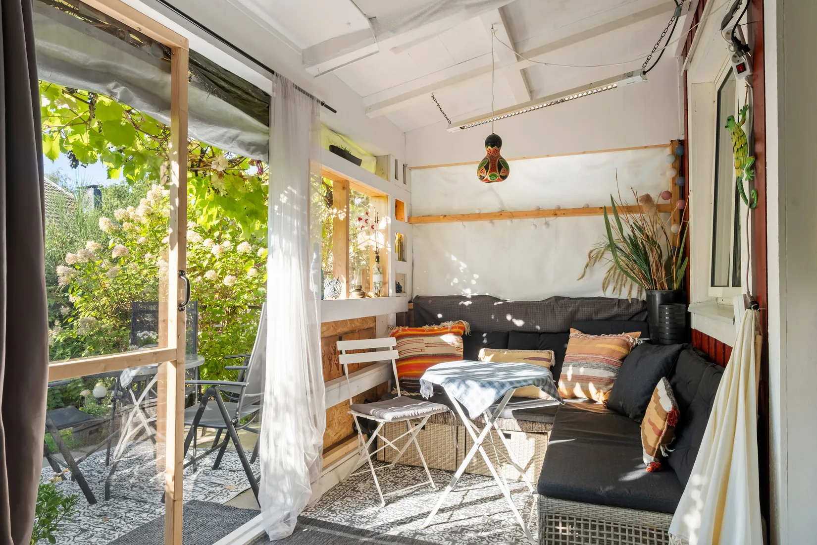 Radhus, Pilörtsvägen 1C, Fritsla, Mark