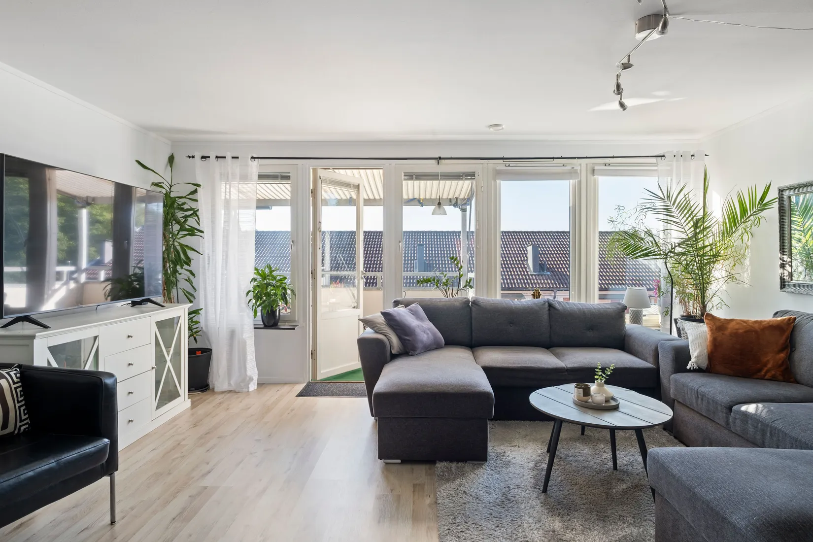 Radhus, Pilörtsvägen 1C, Fritsla, Mark