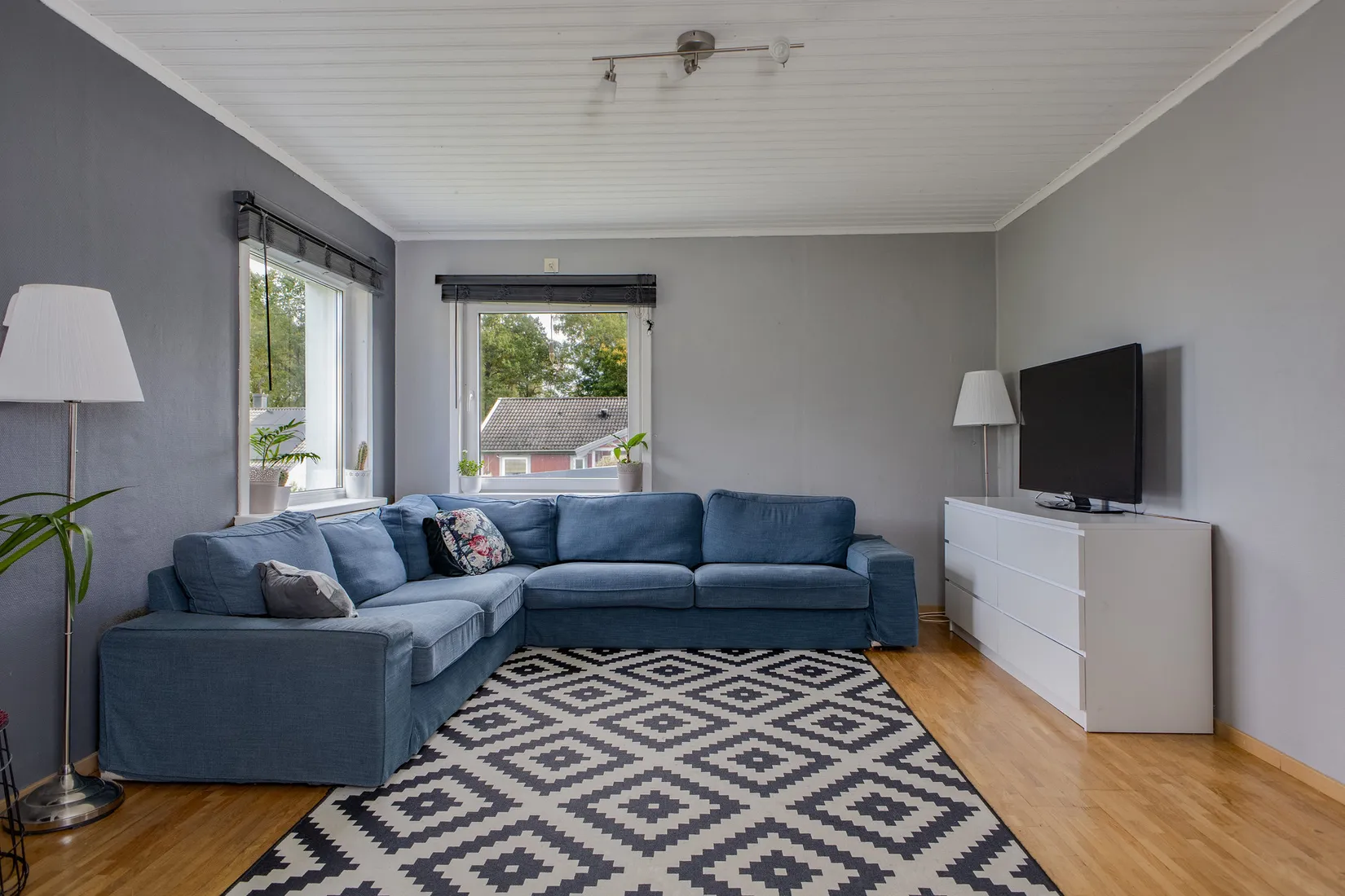 Villa, Östra Säbygatan 1, Östersäby, Kungsör